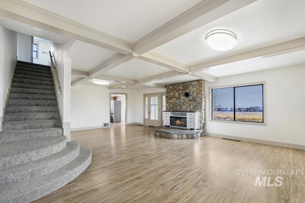 176 HWY 74, Twin Falls, Idaho 83301, 4 Bedrooms, 2 Bathrooms, Residential For Sale, Price $498,000,MLS 98974026