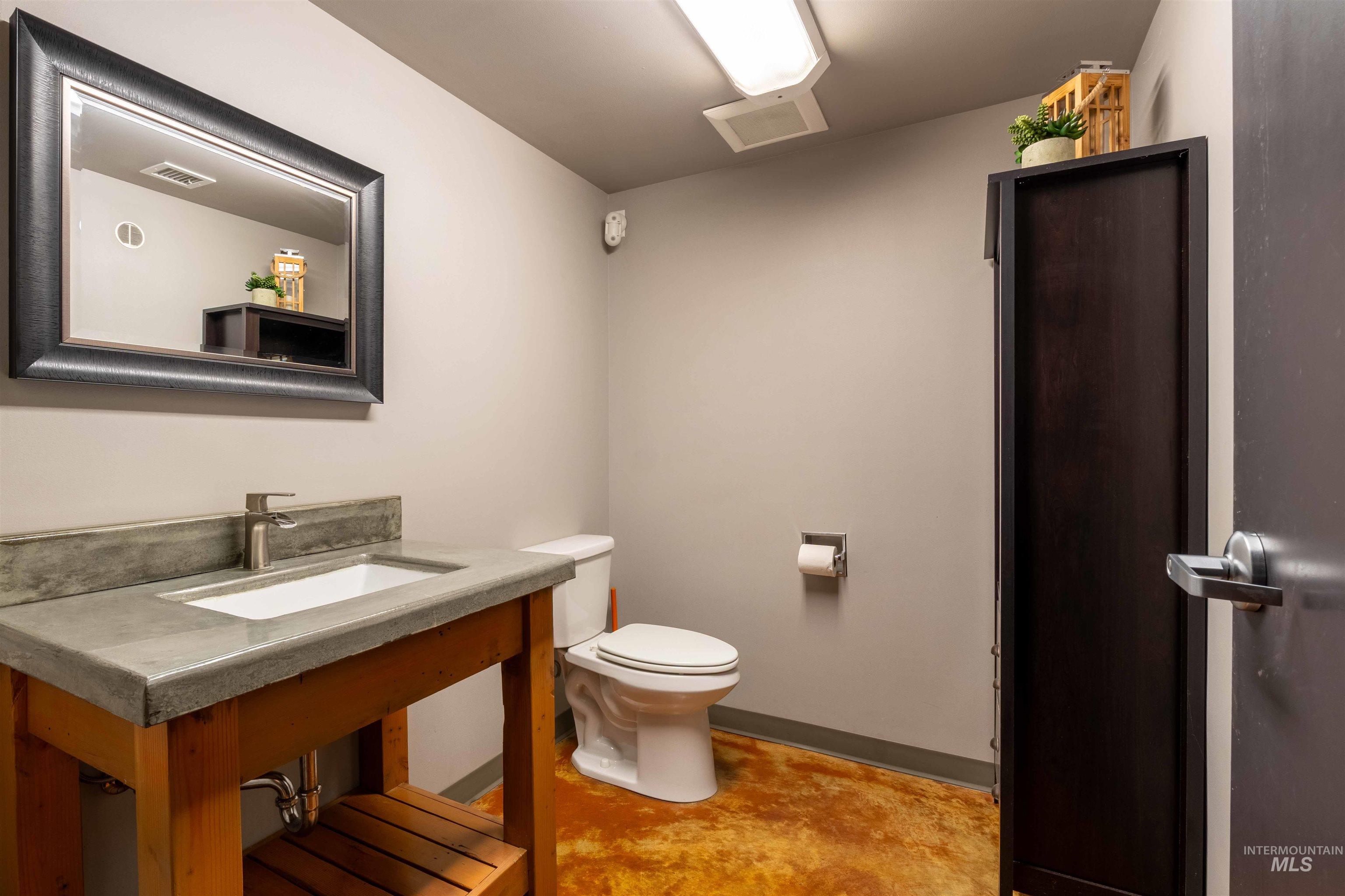 900 6th Street, Clarkston, Washington 99403, Business/Commercial For Sale, Price $150,000,MLS 98974027