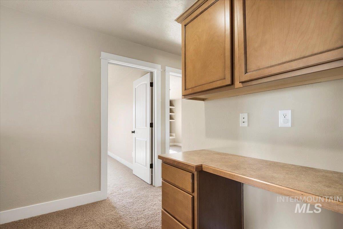 10258 W Brownstone Dr, Boise, Idaho 83709, 4 Bedrooms, 2.5 Bathrooms, Residential For Sale, Price $575,000,MLS 98974033