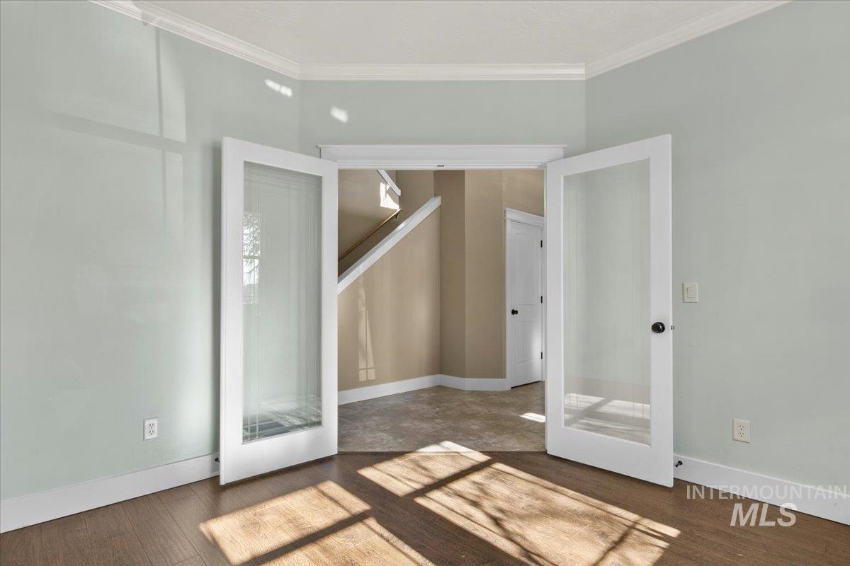 10258 W Brownstone Dr, Boise, Idaho 83709, 4 Bedrooms, 2.5 Bathrooms, Residential For Sale, Price $575,000,MLS 98974033