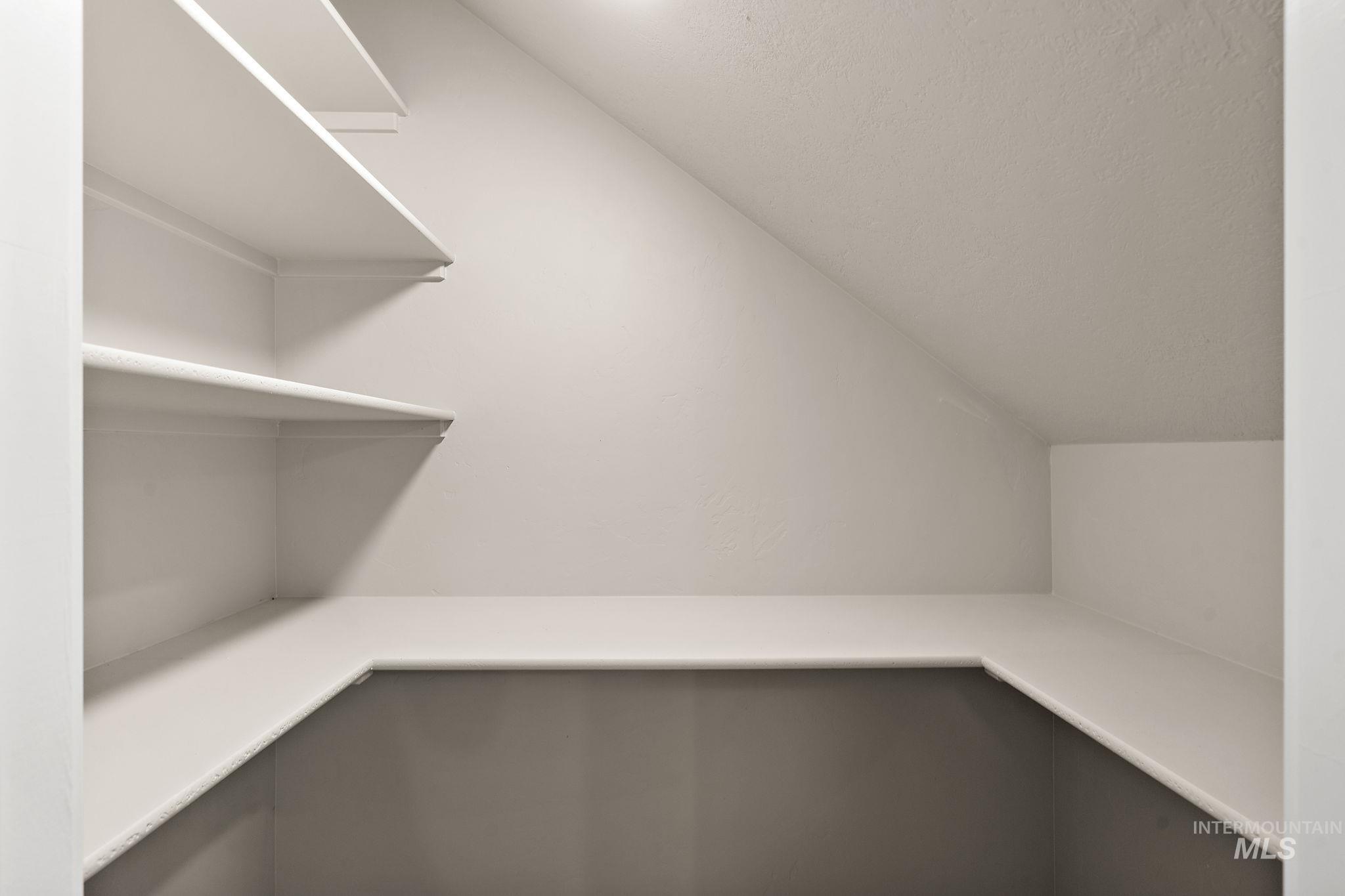 805/811 E McKinley St, Boise, Idaho 83712, 2 Bedrooms, 2.5 Bathrooms, Residential Income For Sale, Price $1,125,000,MLS 98974034