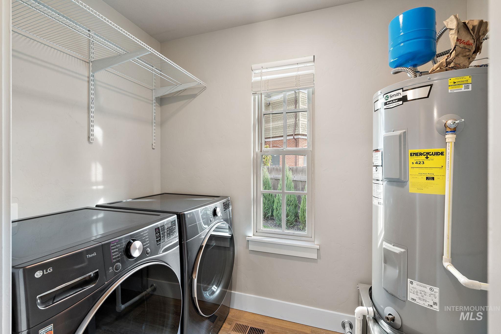 805/811 E McKinley St, Boise, Idaho 83712, 2 Bedrooms, 2.5 Bathrooms, Residential Income For Sale, Price $1,125,000,MLS 98974034