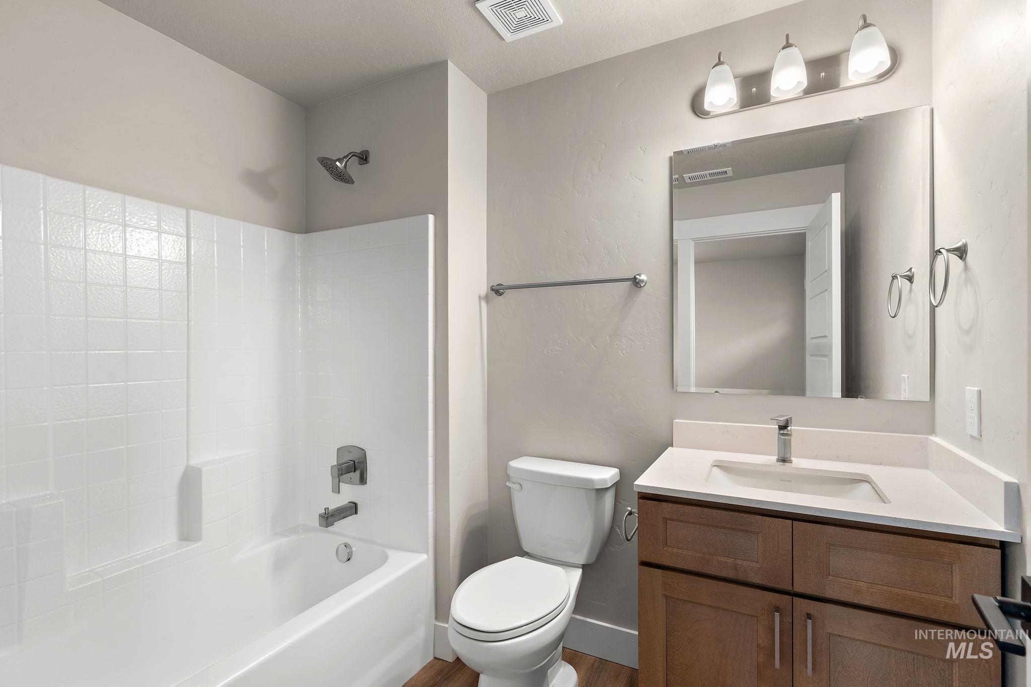 805/811 E McKinley St, Boise, Idaho 83712, 2 Bedrooms, 2.5 Bathrooms, Residential Income For Sale, Price $1,125,000,MLS 98974034