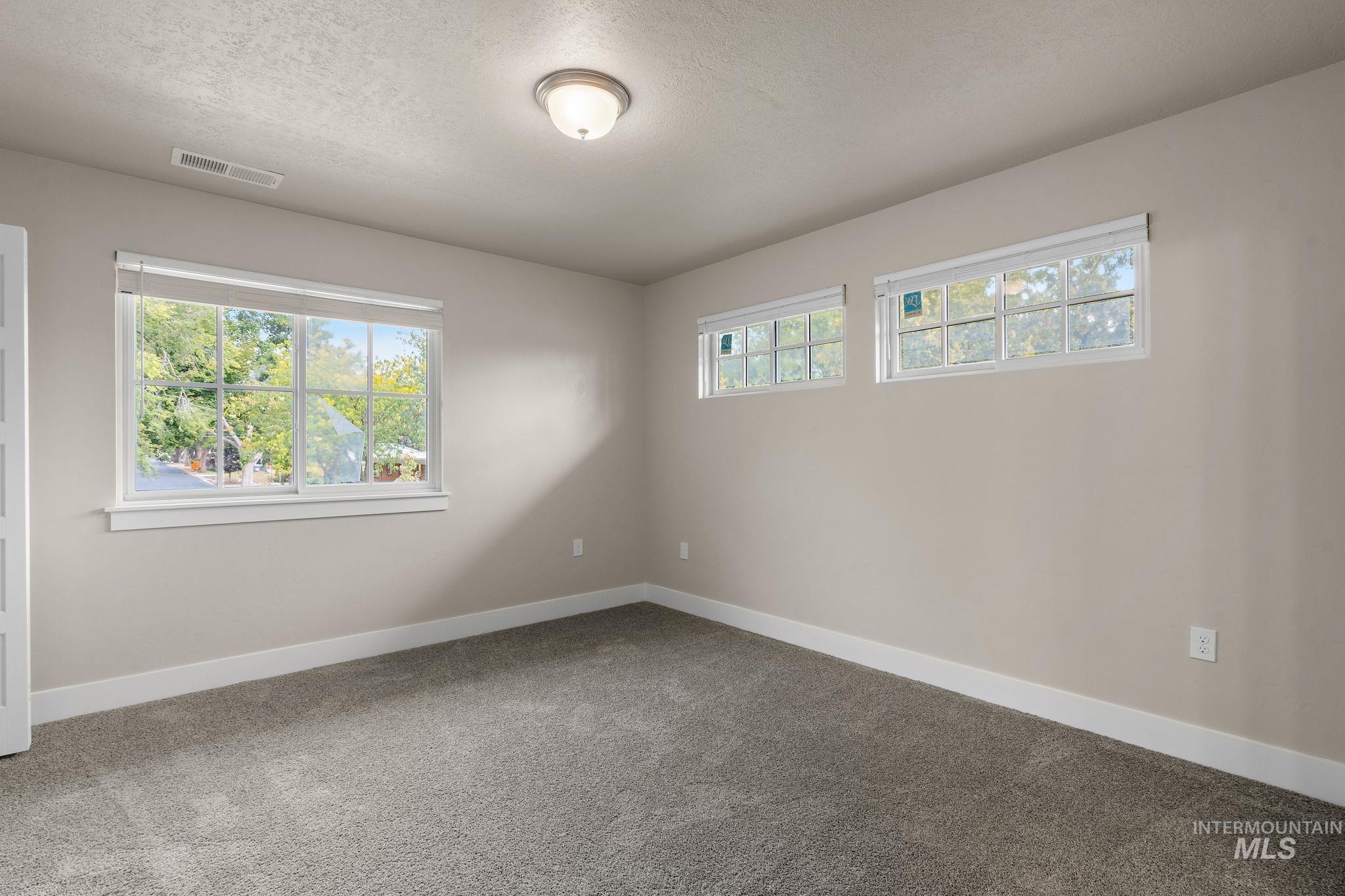 805/811 E McKinley St, Boise, Idaho 83712, 2 Bedrooms, 2.5 Bathrooms, Residential Income For Sale, Price $1,125,000,MLS 98974034