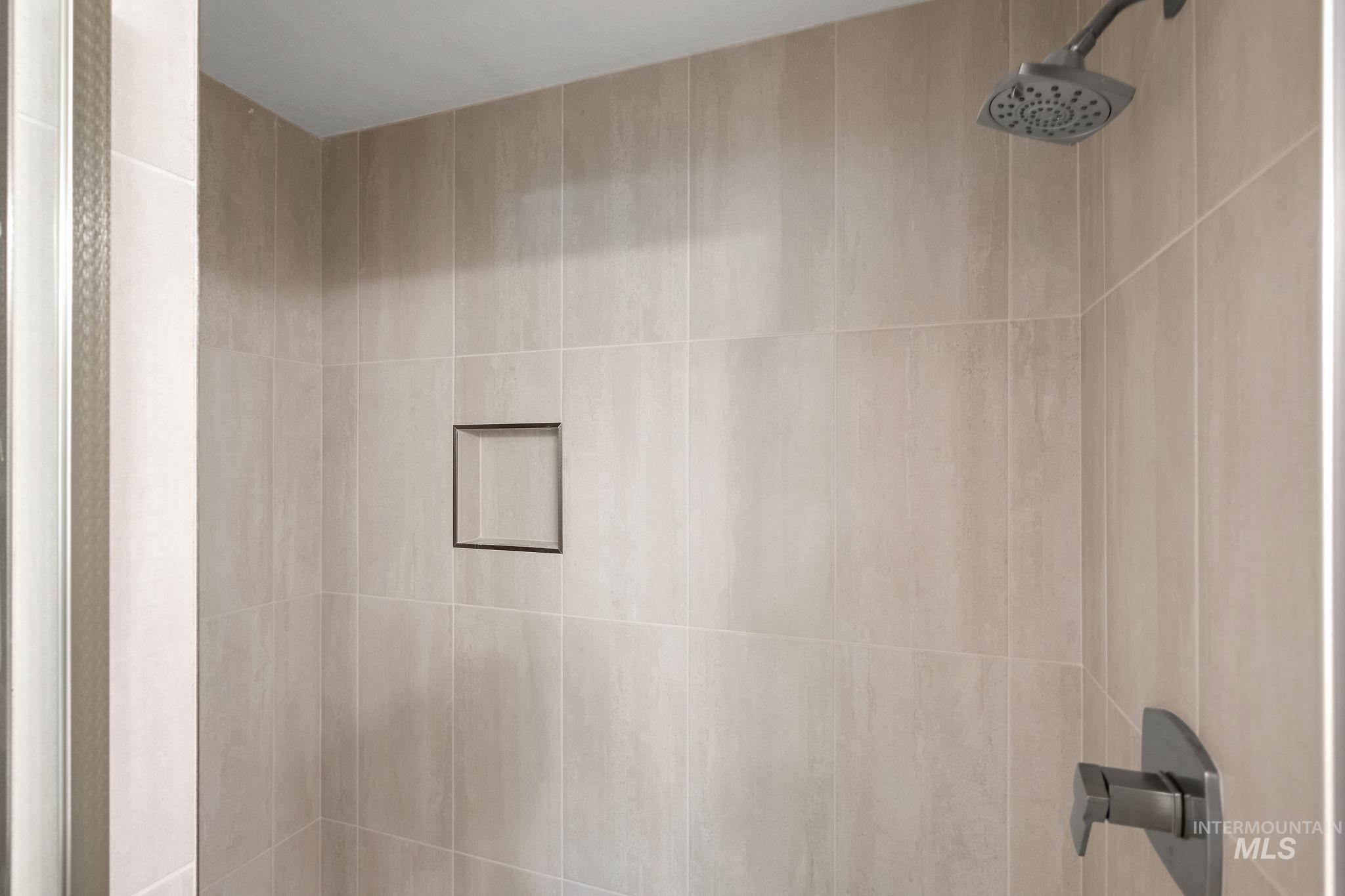 805/811 E McKinley St, Boise, Idaho 83712, 2 Bedrooms, 2.5 Bathrooms, Residential Income For Sale, Price $1,125,000,MLS 98974034