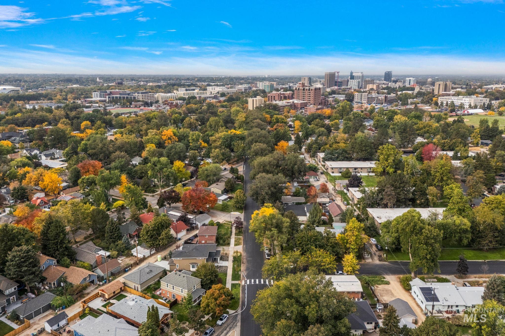 805/811 E McKinley St, Boise, Idaho 83712, 2 Bedrooms, 2.5 Bathrooms, Residential Income For Sale, Price $1,125,000,MLS 98974034