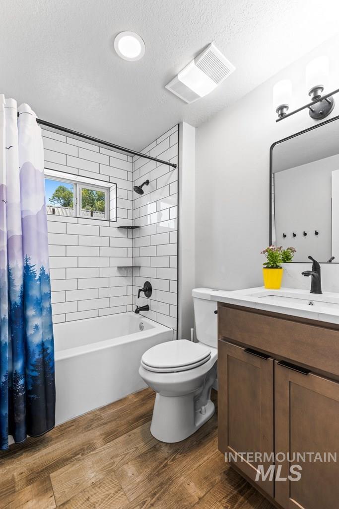 311 N School Street, Cascade, Idaho 83611, 3 Bedrooms, 2 Bathrooms, Residential For Sale, Price $459,000,MLS 98974035