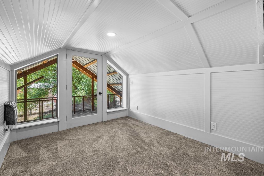 311 N School Street, Cascade, Idaho 83611, 3 Bedrooms, 2 Bathrooms, Residential For Sale, Price $459,000,MLS 98974035