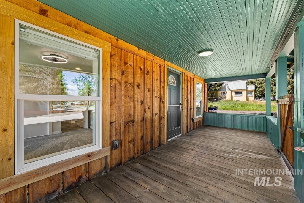 311 N School Street, Cascade, Idaho 83611, 3 Bedrooms, 2 Bathrooms, Residential For Sale, Price $459,000,MLS 98974035