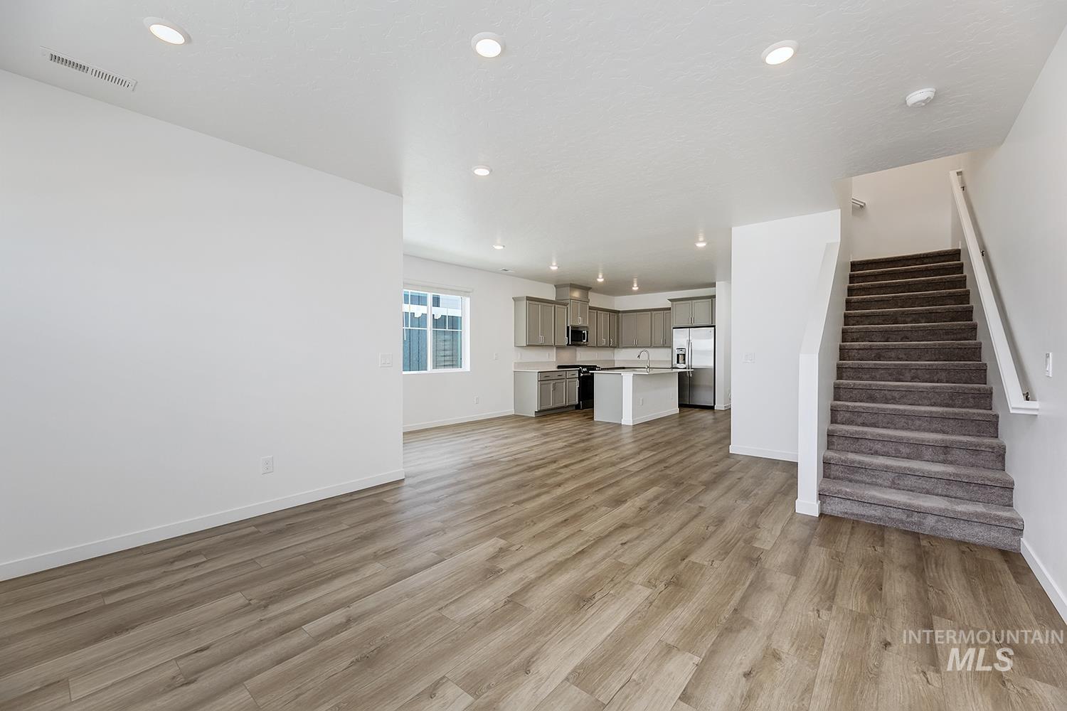 4147 W Perspective St, Eagle, Idaho 83616, 4 Bedrooms, 2.5 Bathrooms, Residential For Sale, Price $409,900, 98974037