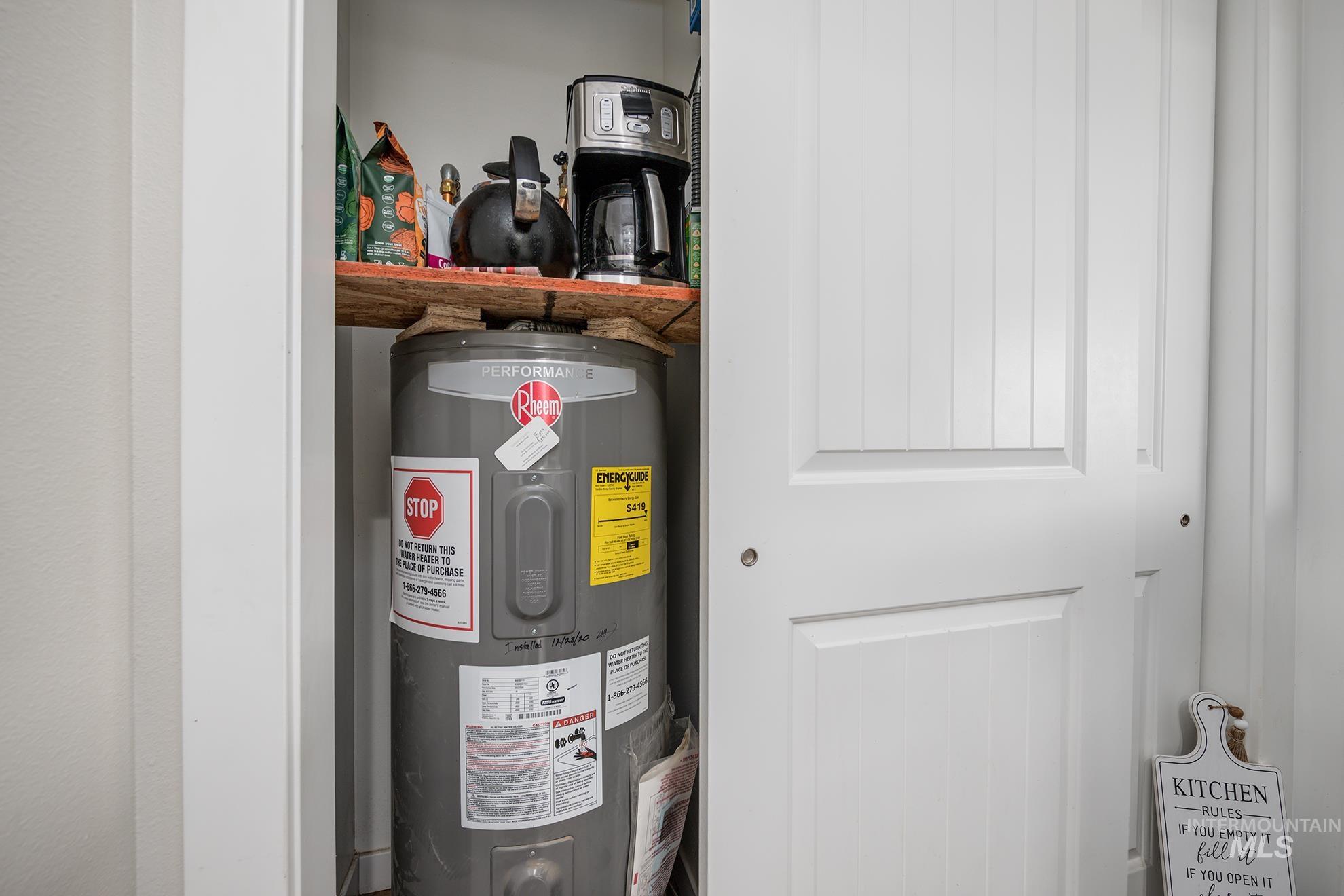 1394 Morton St., Vale, Oregon 97918, 2 Bedrooms, 1 Bathroom, Residential For Sale, Price $285,000,MLS 98974041