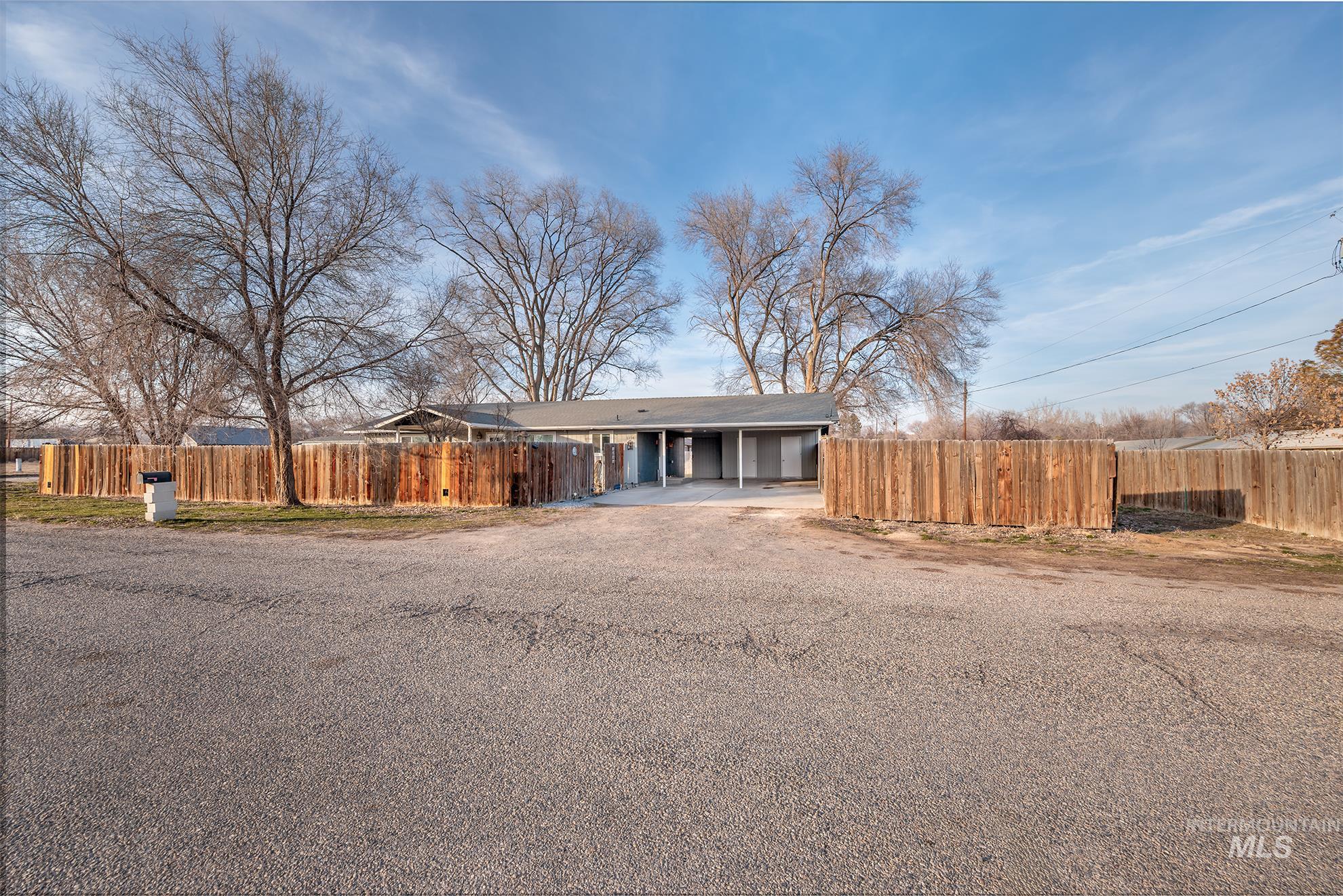 1394 Morton St., Vale, Oregon 97918, 2 Bedrooms, 1 Bathroom, Residential For Sale, Price $285,000,MLS 98974041