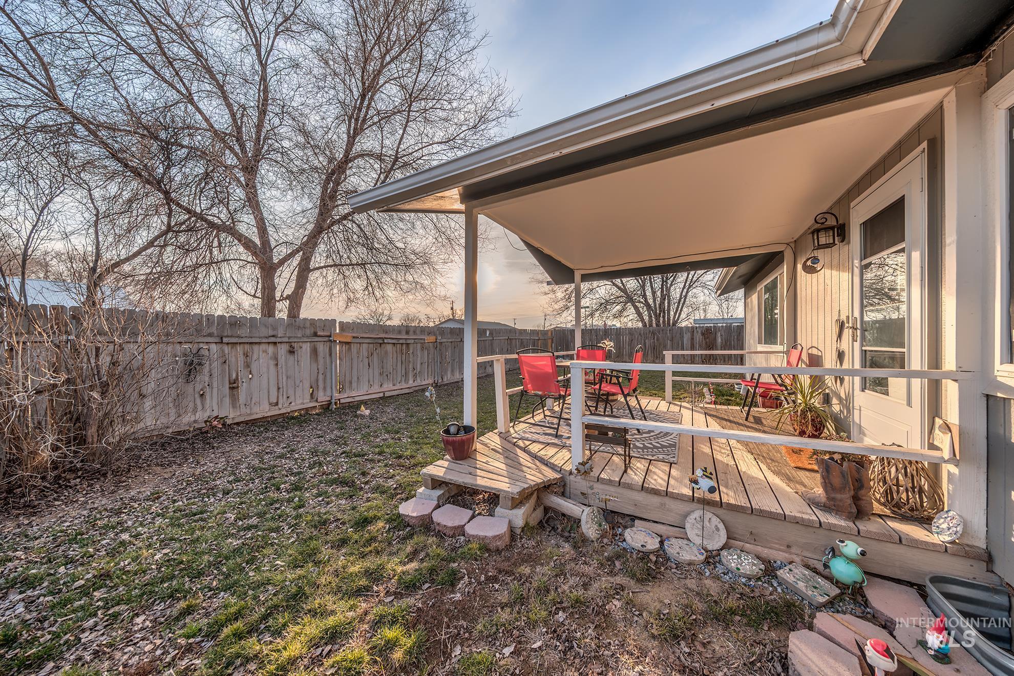 1394 Morton St., Vale, Oregon 97918, 2 Bedrooms, 1 Bathroom, Residential For Sale, Price $285,000,MLS 98974041