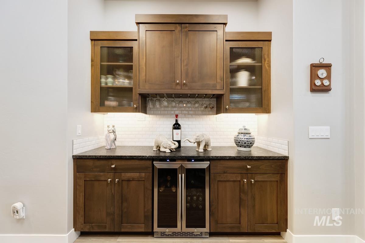 410 W Lockhart Lane, Meridian, Idaho 83646, 2 Bedrooms, 2 Bathrooms, Residential For Sale, Price $547,777,MLS 98974042