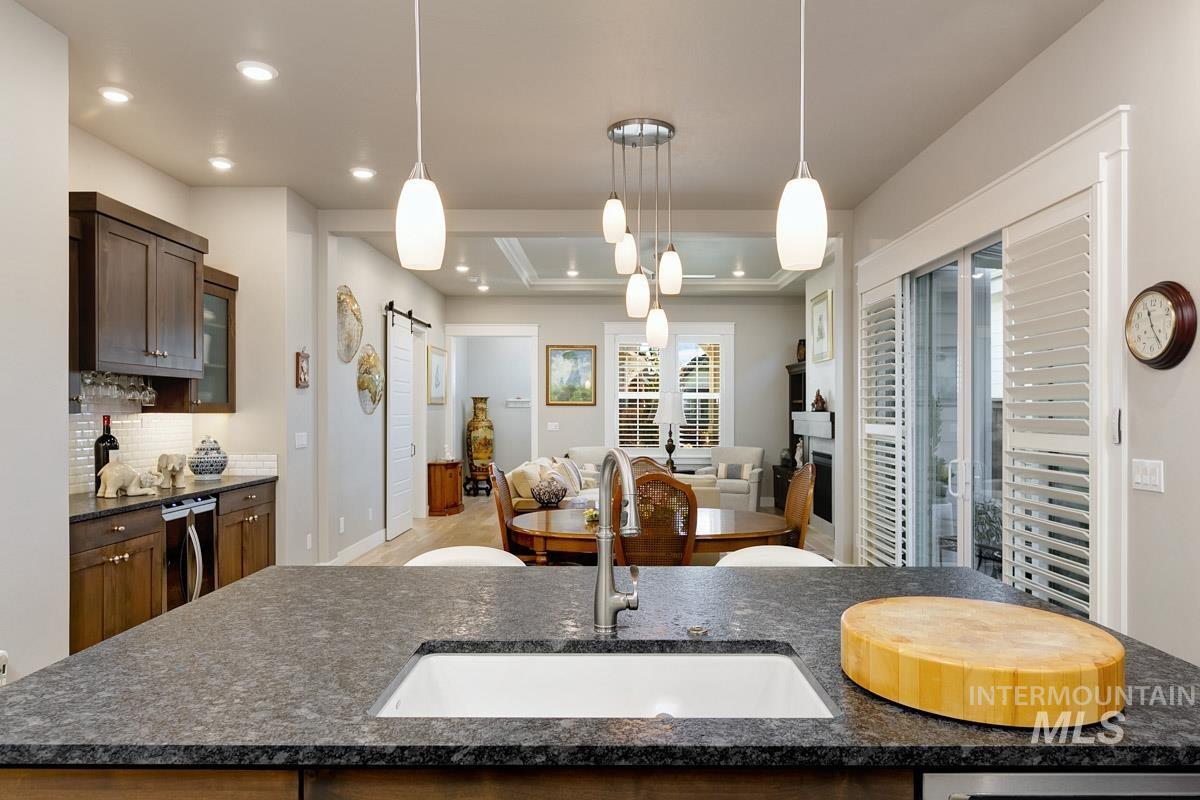 410 W Lockhart Lane, Meridian, Idaho 83646, 2 Bedrooms, 2 Bathrooms, Residential For Sale, Price $547,777,MLS 98974042