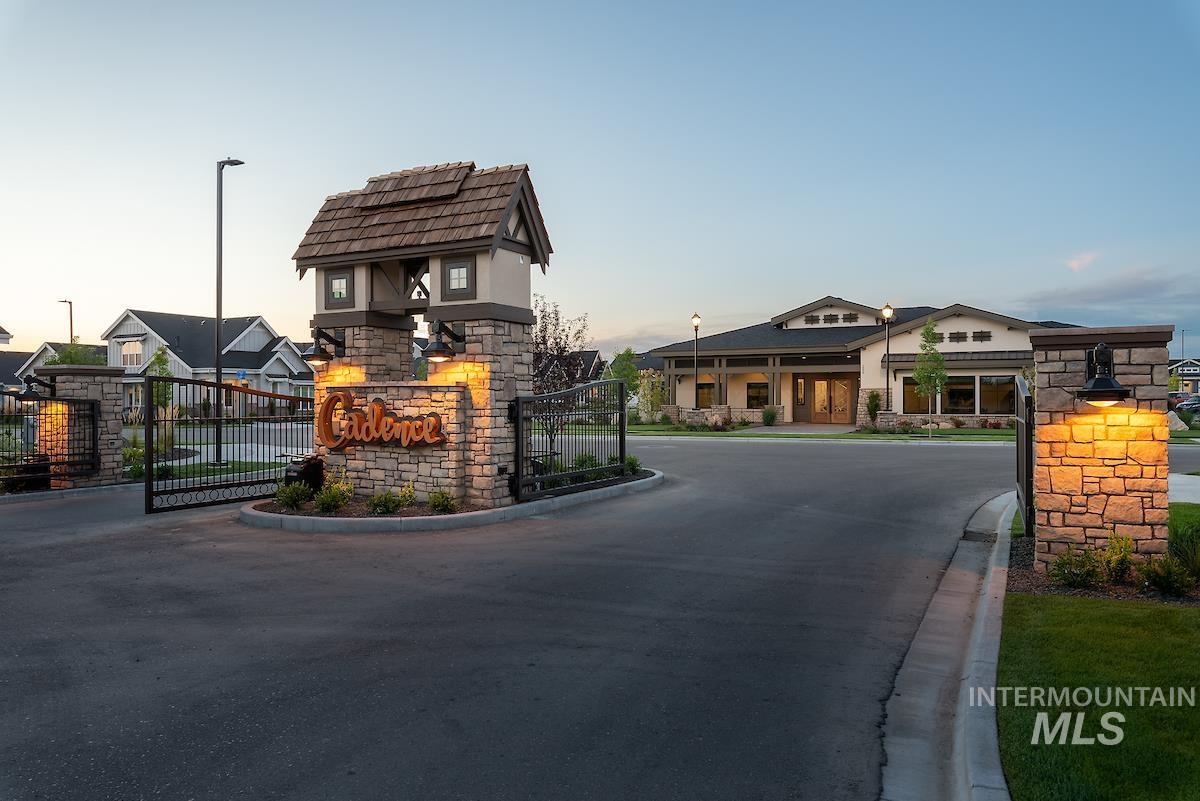 410 W Lockhart Lane, Meridian, Idaho 83646, 2 Bedrooms, 2 Bathrooms, Residential For Sale, Price $547,777,MLS 98974042