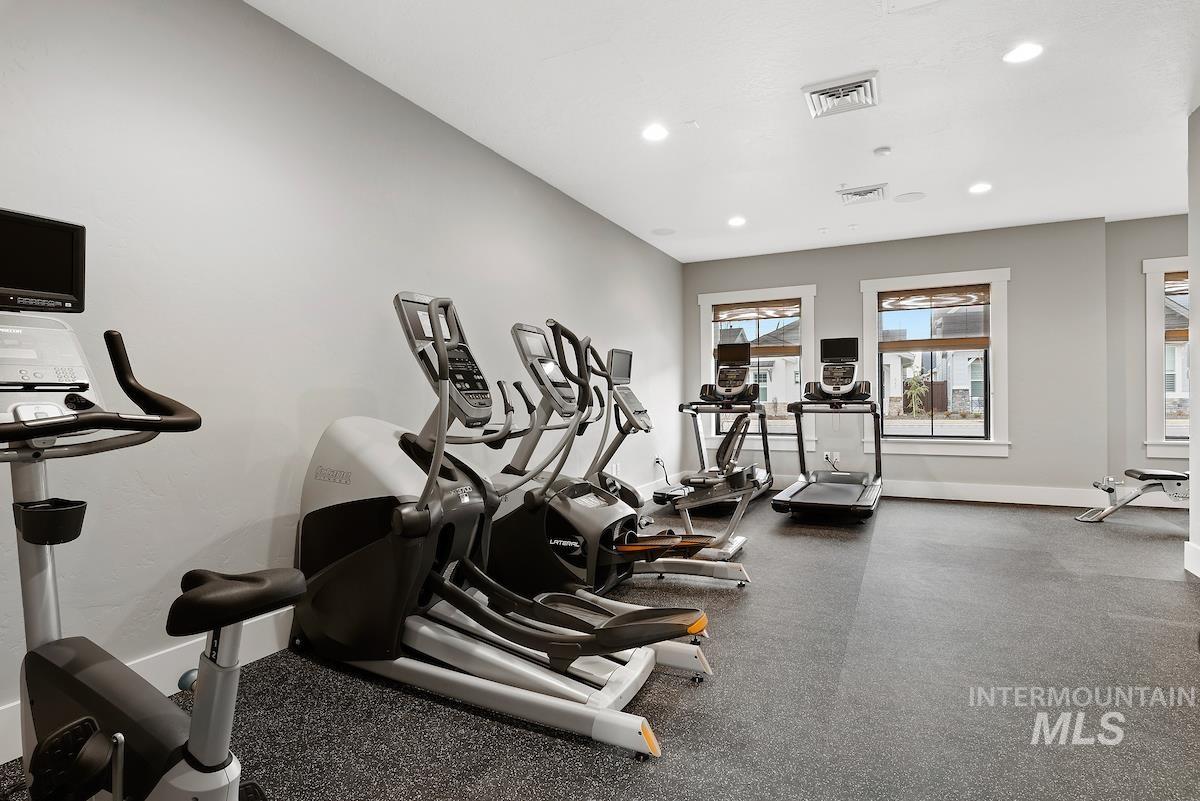 410 W Lockhart Lane, Meridian, Idaho 83646, 2 Bedrooms, 2 Bathrooms, Residential For Sale, Price $547,777,MLS 98974042