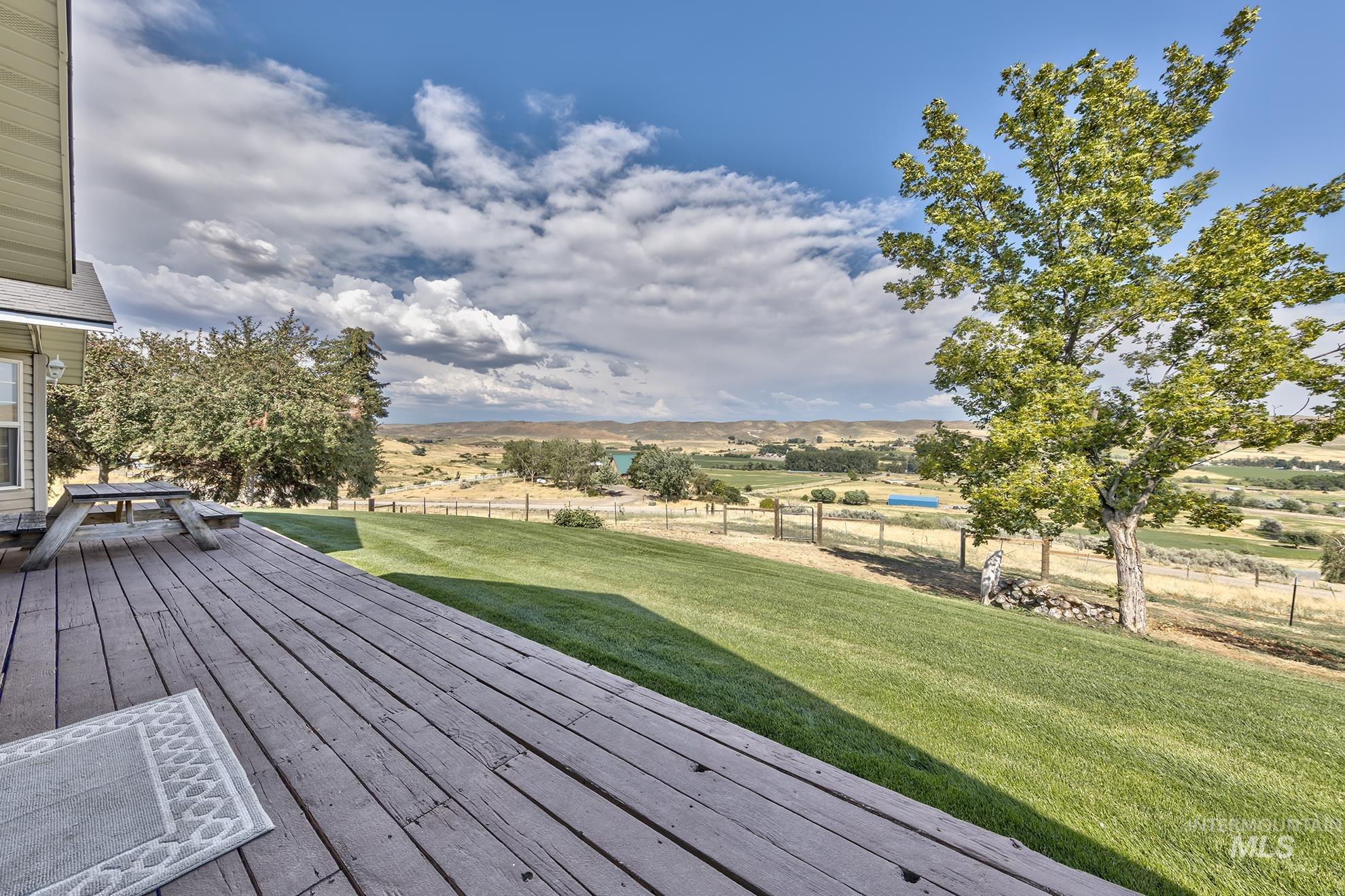 1715 Striker Lane, Weiser, Idaho 83672, 3 Bedrooms, 3 Bathrooms, Residential For Sale, Price $775,000,MLS 98974046