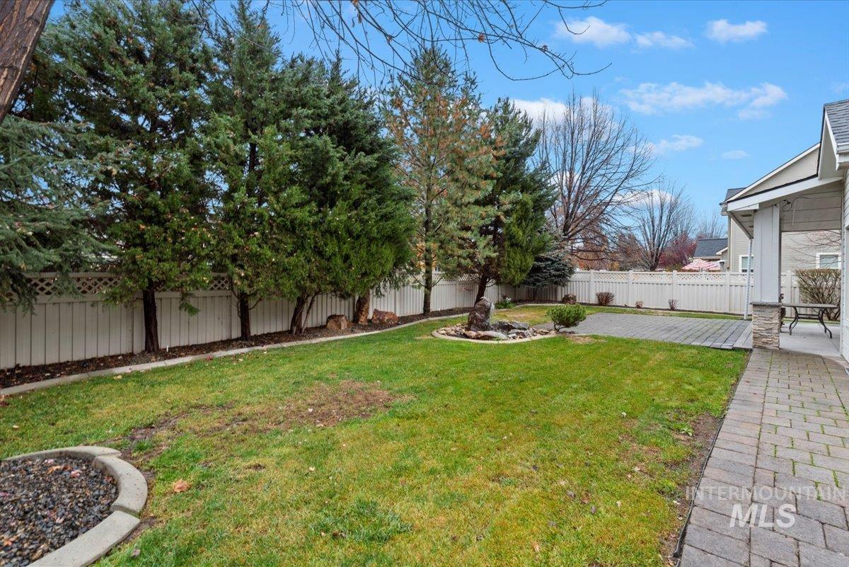 2998 E Shadowwolf Dr, Eagle, Idaho 83616, 5 Bedrooms, 2.5 Bathrooms, Residential For Sale, Price $799,900,MLS 98974047