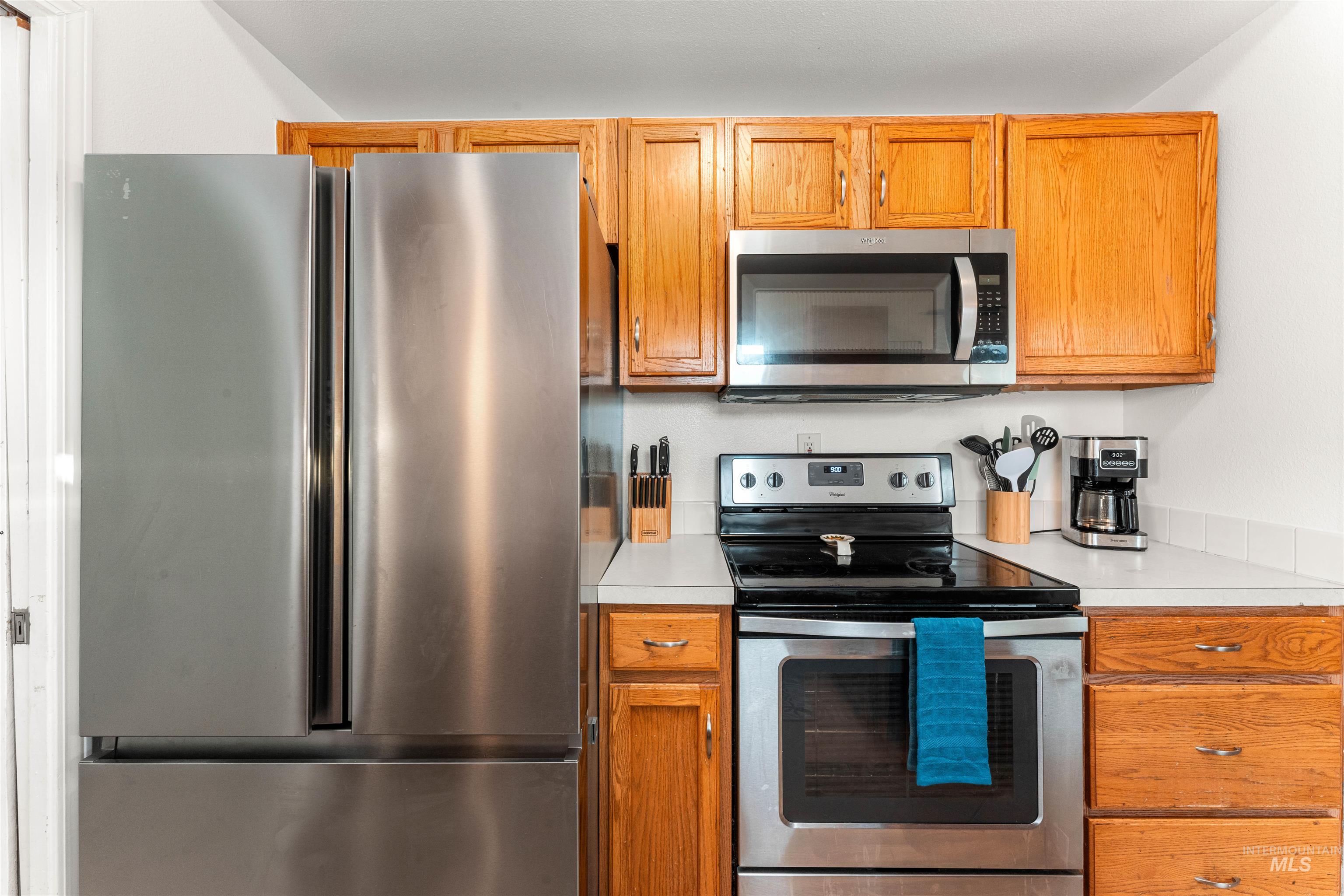 1553 W Ryegrass Ct., Kuna, Idaho 83634, 3 Bedrooms, 2 Bathrooms, Residential For Sale, Price $384,900,MLS 98974049