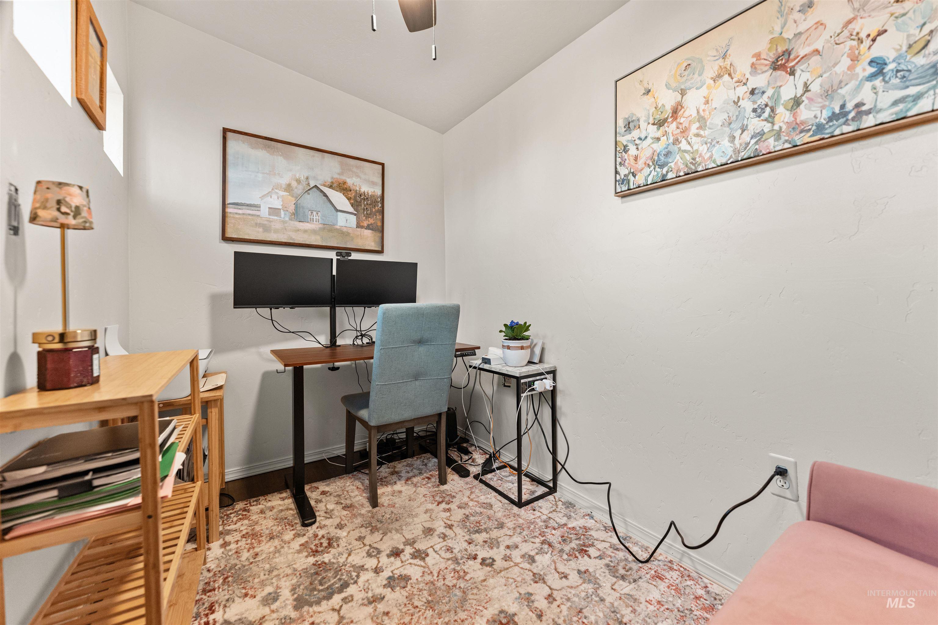 1553 W Ryegrass Ct., Kuna, Idaho 83634, 3 Bedrooms, 2 Bathrooms, Residential For Sale, Price $384,900,MLS 98974049