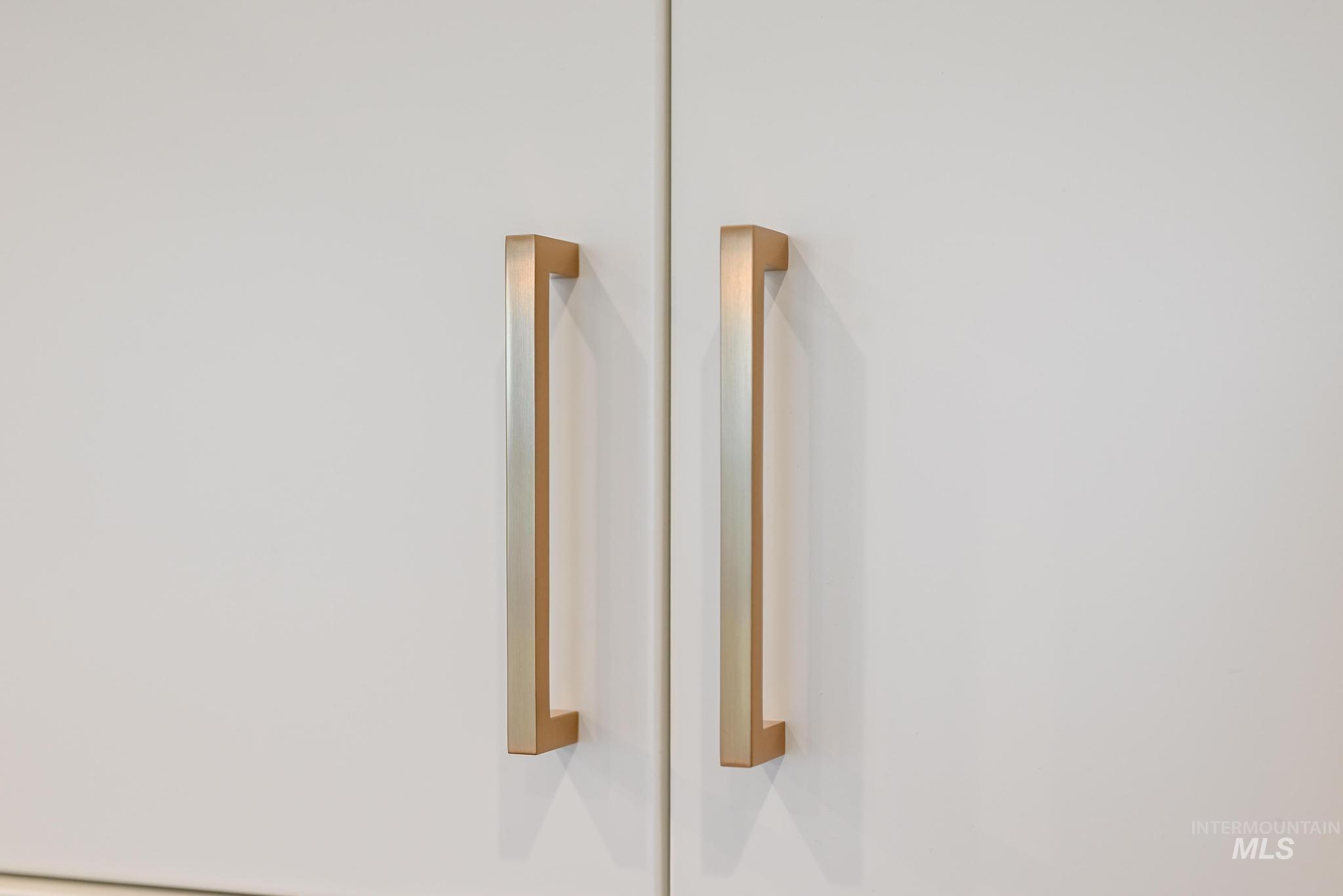 5174 W River Oaks Dr, Meridian, Idaho 83646, 4 Bedrooms, 3 Bathrooms, Residential For Sale, Price $699,000, 98974051