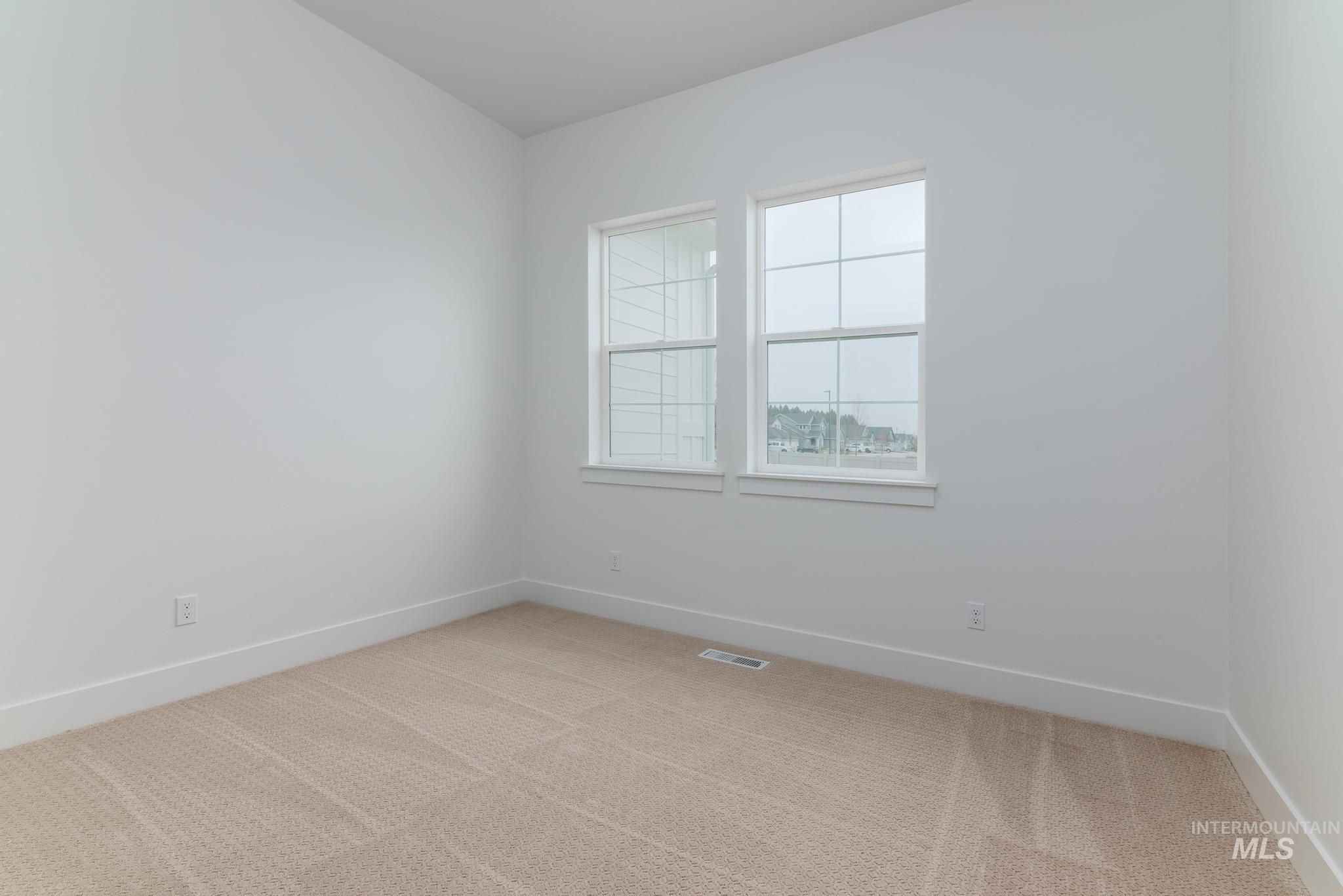 5174 W River Oaks Dr, Meridian, Idaho 83646, 4 Bedrooms, 3 Bathrooms, Residential For Sale, Price $699,000, 98974051