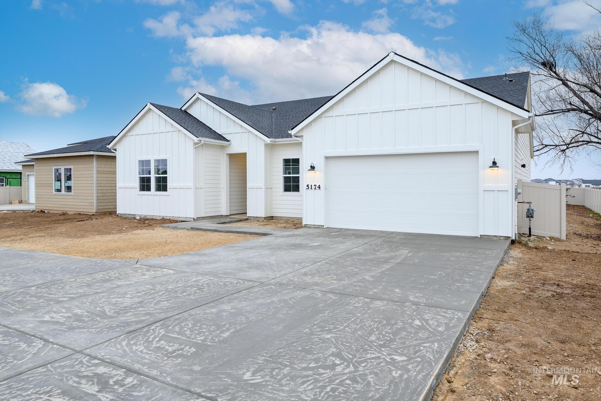 5174 W River Oaks Dr, Meridian, Idaho 83646, 4 Bedrooms, 3 Bathrooms, Residential For Sale, Price $699,000,MLS 98974051