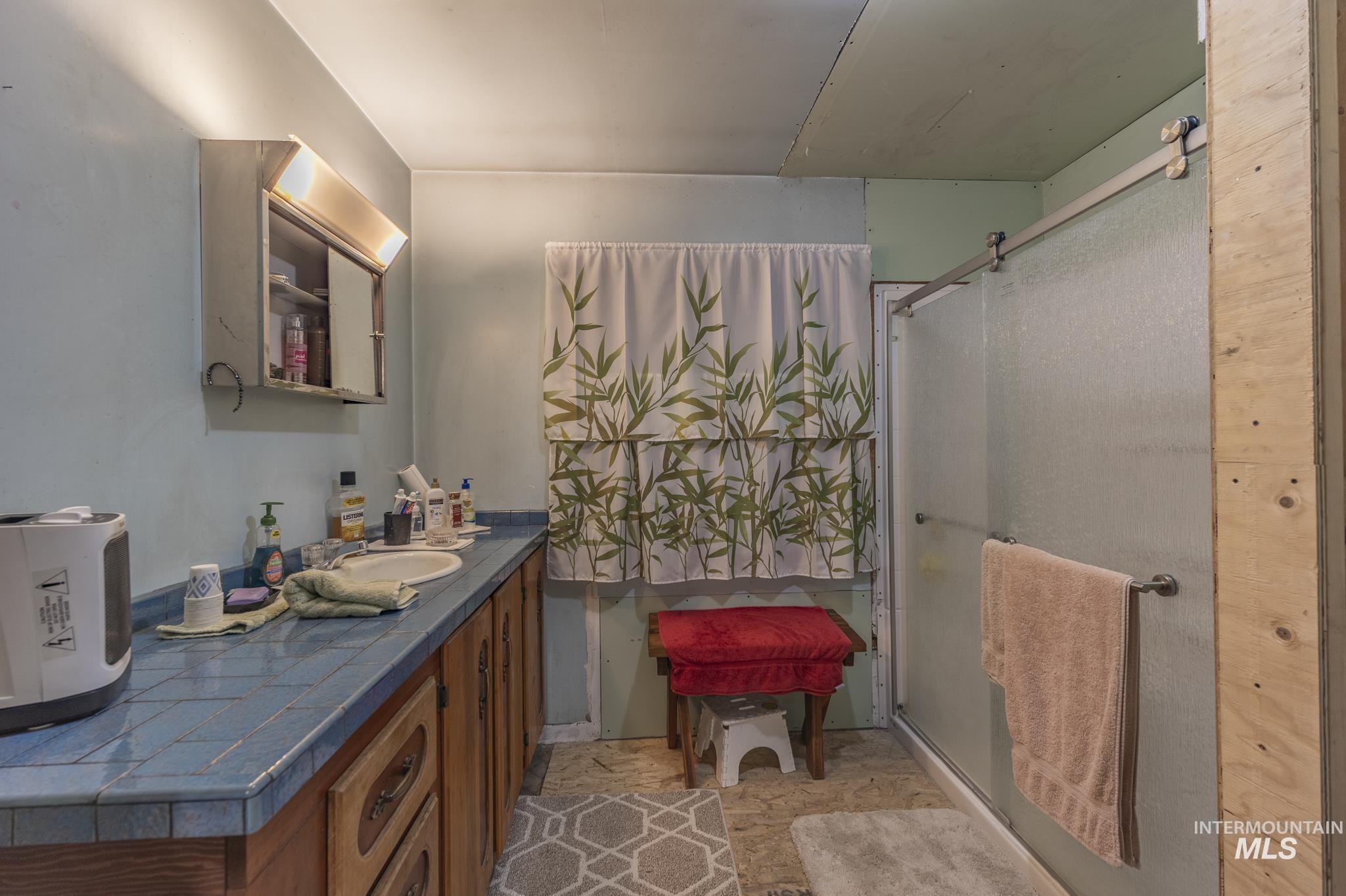 702 N D St, Grangeville, Idaho 83530, Residential Income For Sale, Price $650,000,MLS 98974052