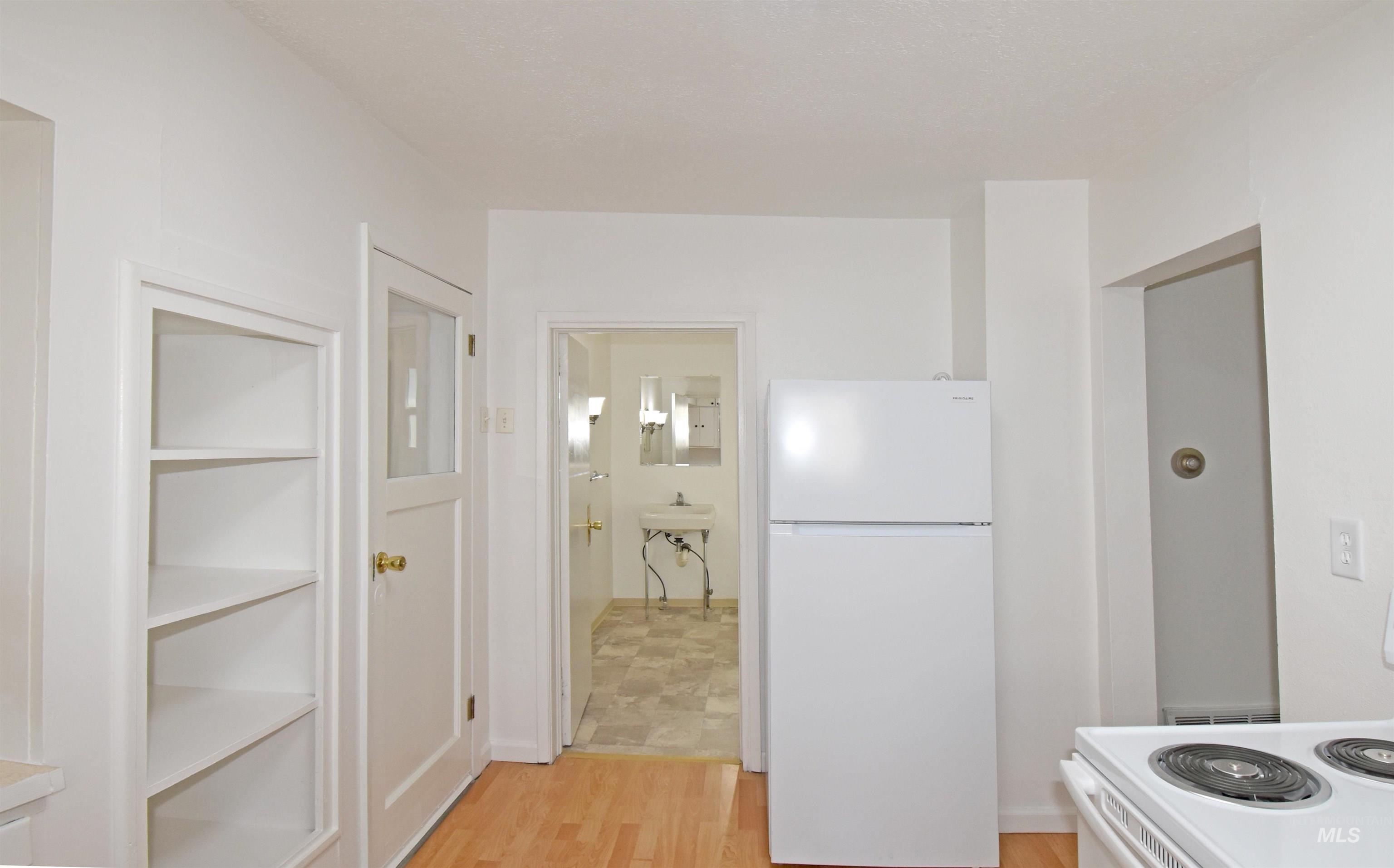 933 9th Street, Clarkston, Washington 99403, 2 Bedrooms, 1 Bathroom, Residential For Sale, Price $235,000,MLS 98974053