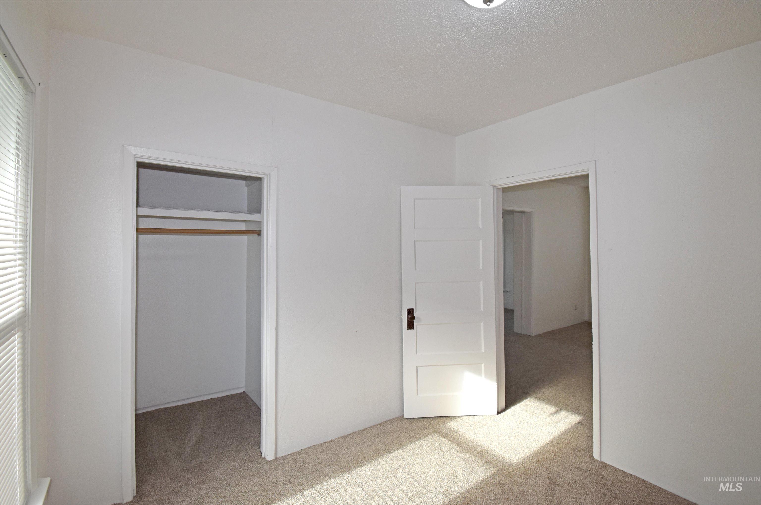 933 9th Street, Clarkston, Washington 99403, 2 Bedrooms, 1 Bathroom, Residential For Sale, Price $235,000,MLS 98974053