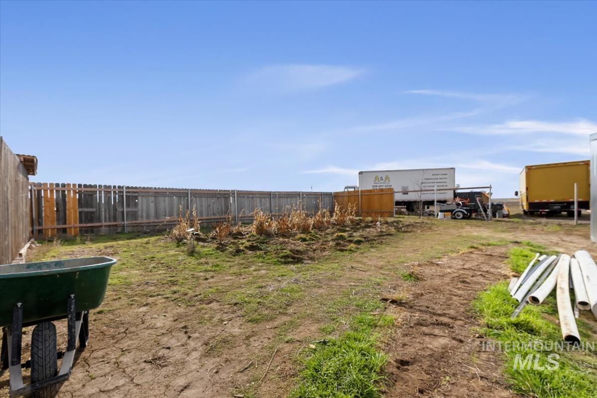 2420 SW Buckey Dr, Mountain Home, Idaho 83647, 3 Bedrooms, 2 Bathrooms, Residential For Sale, Price $509,900,MLS 98974057