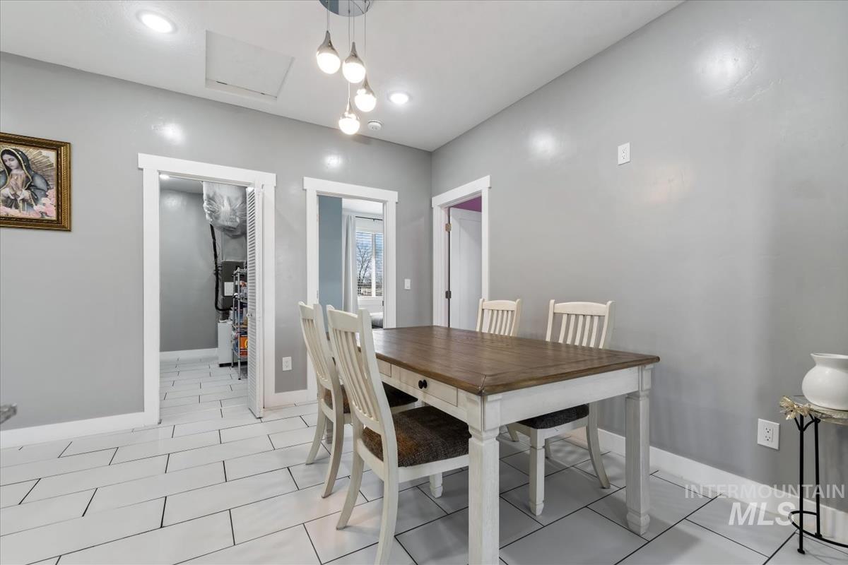 2420 SW Buckey Dr, Mountain Home, Idaho 83647, 3 Bedrooms, 2 Bathrooms, Residential For Sale, Price $509,900,MLS 98974057