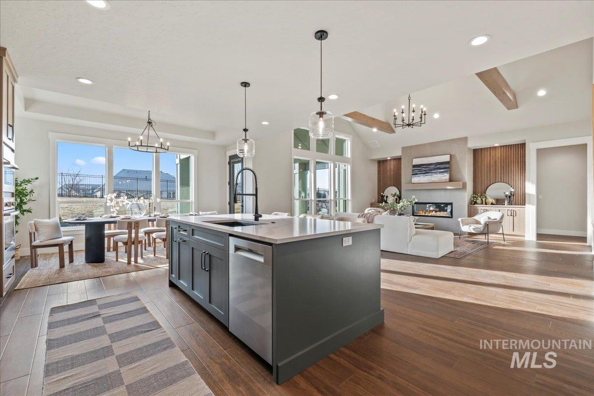 6880 E Chicken Hawk Loop, Nampa, Idaho 83686, 4 Bedrooms, 4 Bathrooms, Residential For Sale, Price $1,074,900,MLS 98974060