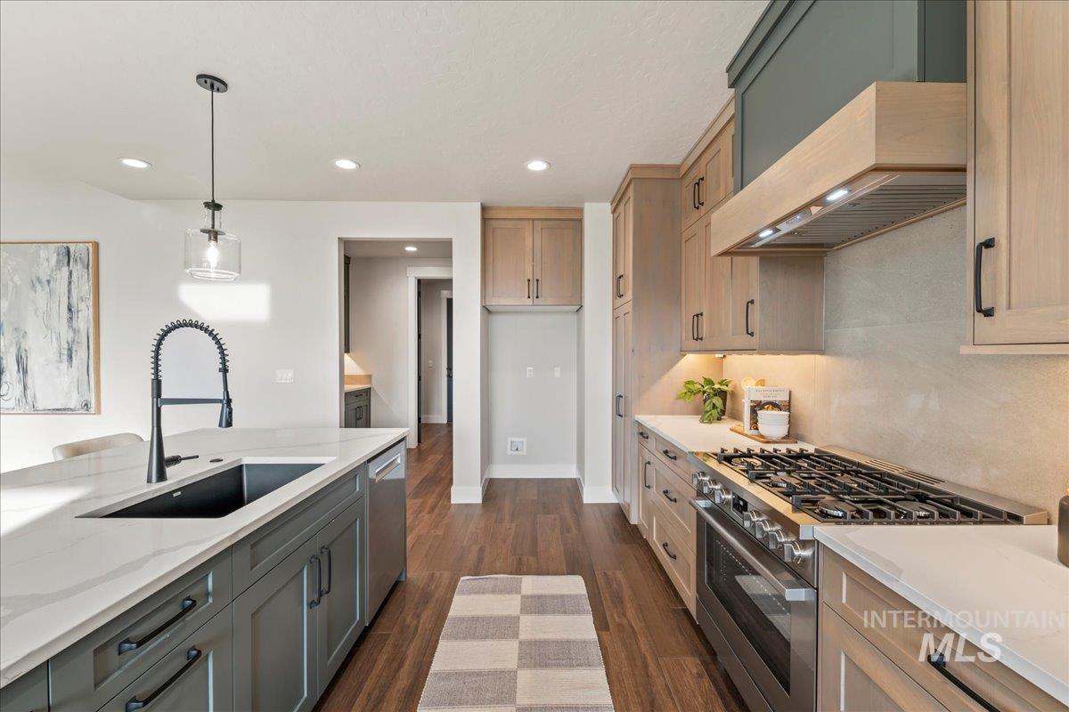 6880 E Chicken Hawk Loop, Nampa, Idaho 83686, 4 Bedrooms, 4 Bathrooms, Residential For Sale, Price $1,074,900,MLS 98974060