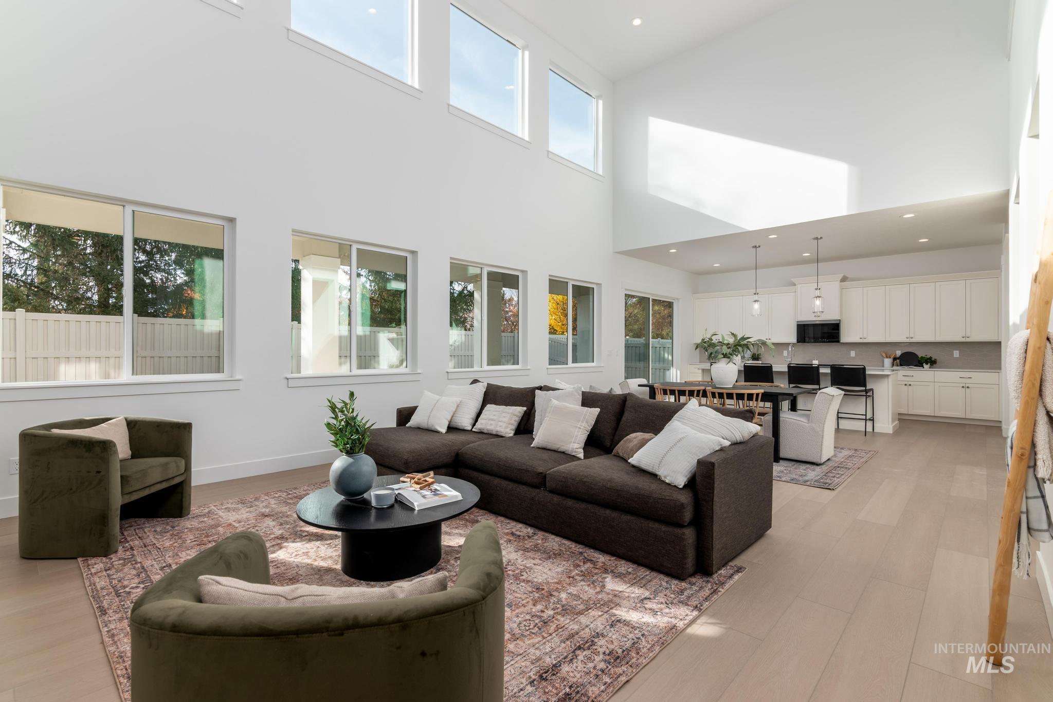 5431 N Ebony Way, Meridian, Idaho 83646, 5 Bedrooms, 4.5 Bathrooms, Residential For Sale, Price $899,000,MLS 98974061