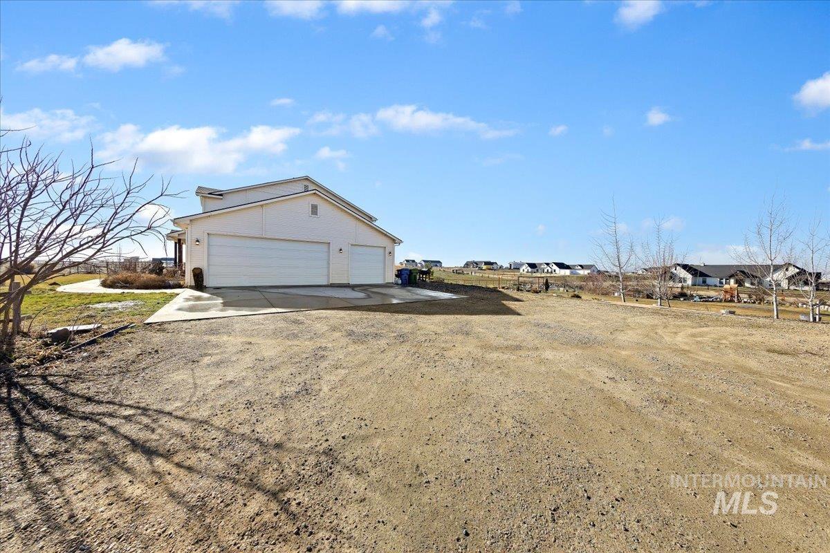 16949 Butterfly Ridge Rd, Caldwell, Idaho 83607, 4 Bedrooms, 3.5 Bathrooms, Residential For Sale, Price $875,000,MLS 98974062