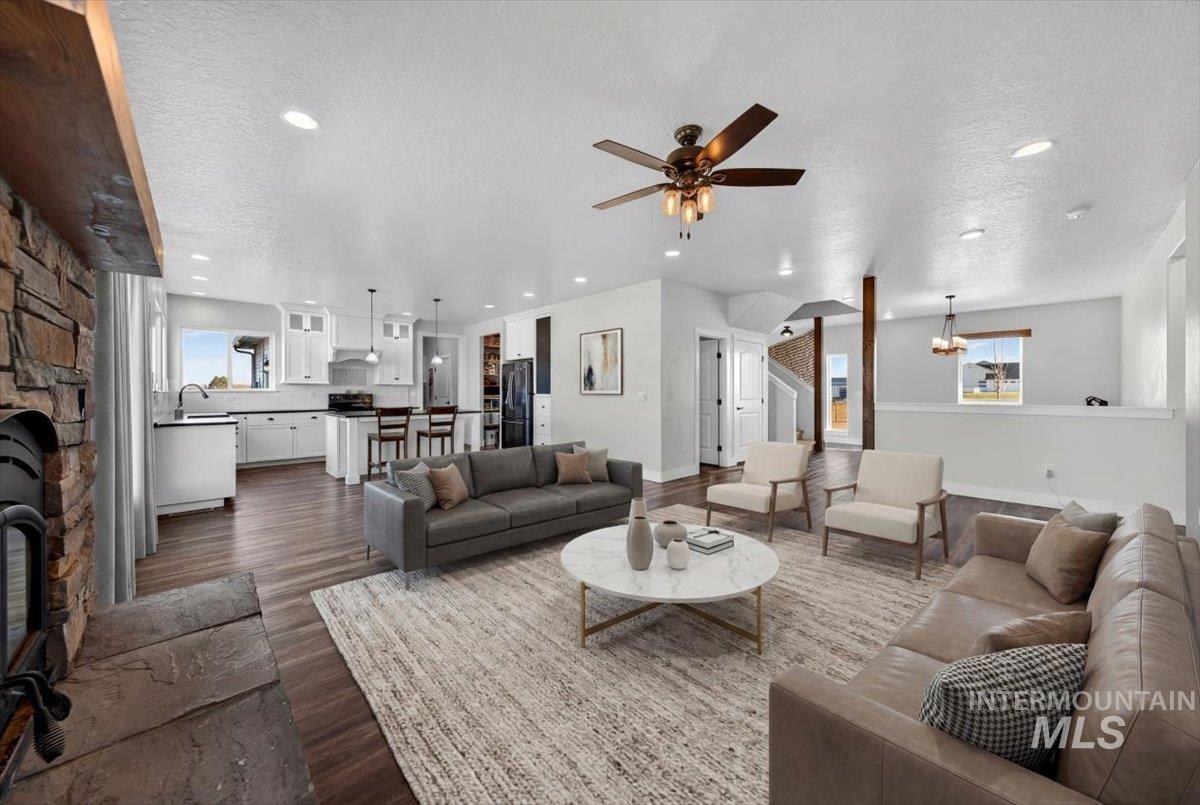 16949 Butterfly Ridge Rd, Caldwell, Idaho 83607, 4 Bedrooms, 3.5 Bathrooms, Residential For Sale, Price $875,000,MLS 98974062