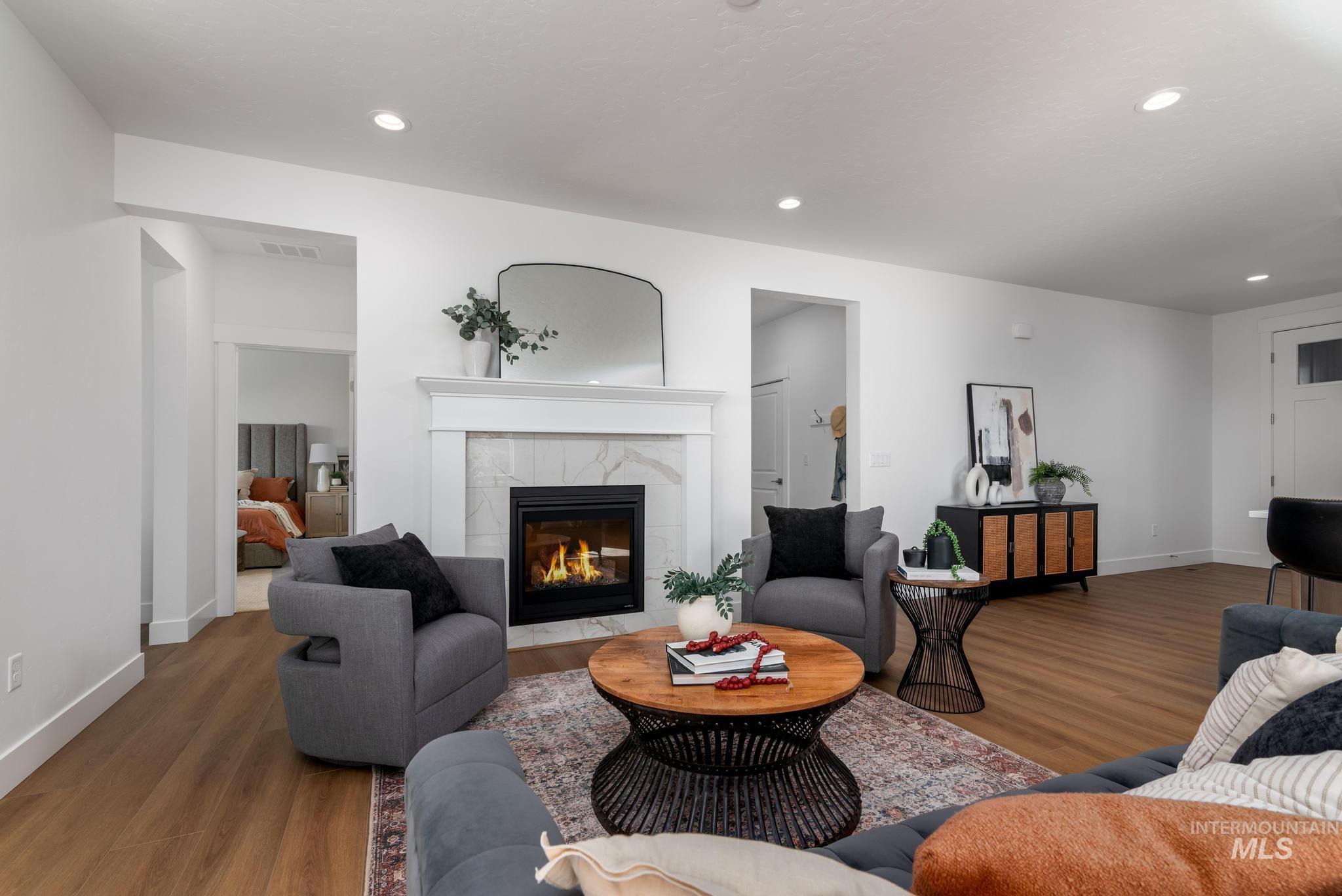 1689 W Paloma Ridge St, Meridian, Idaho 83642, 3 Bedrooms, 2 Bathrooms, Residential For Sale, Price $499,000,MLS 98974064