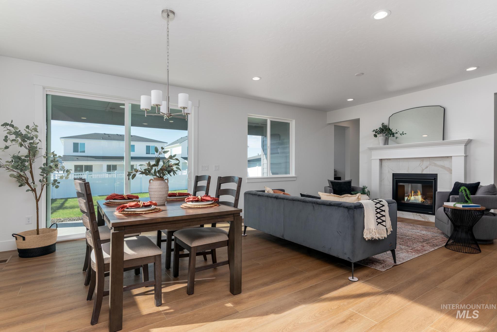 1689 W Paloma Ridge St, Meridian, Idaho 83642, 3 Bedrooms, 2 Bathrooms, Residential For Sale, Price $499,000,MLS 98974064