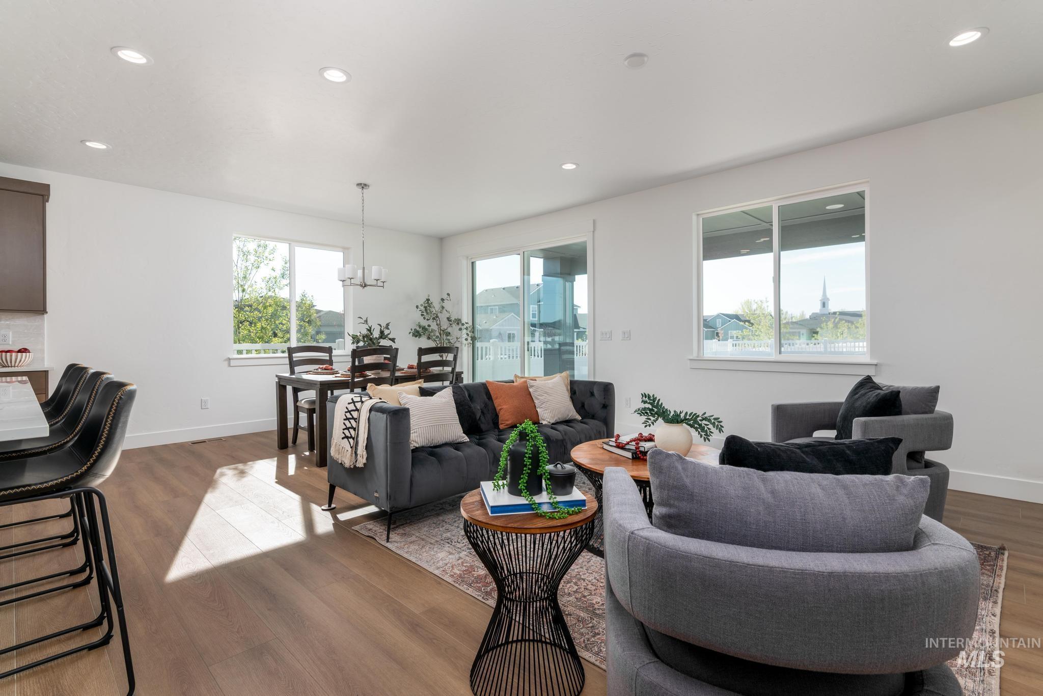 1689 W Paloma Ridge St, Meridian, Idaho 83642, 3 Bedrooms, 2 Bathrooms, Residential For Sale, Price $499,000,MLS 98974064