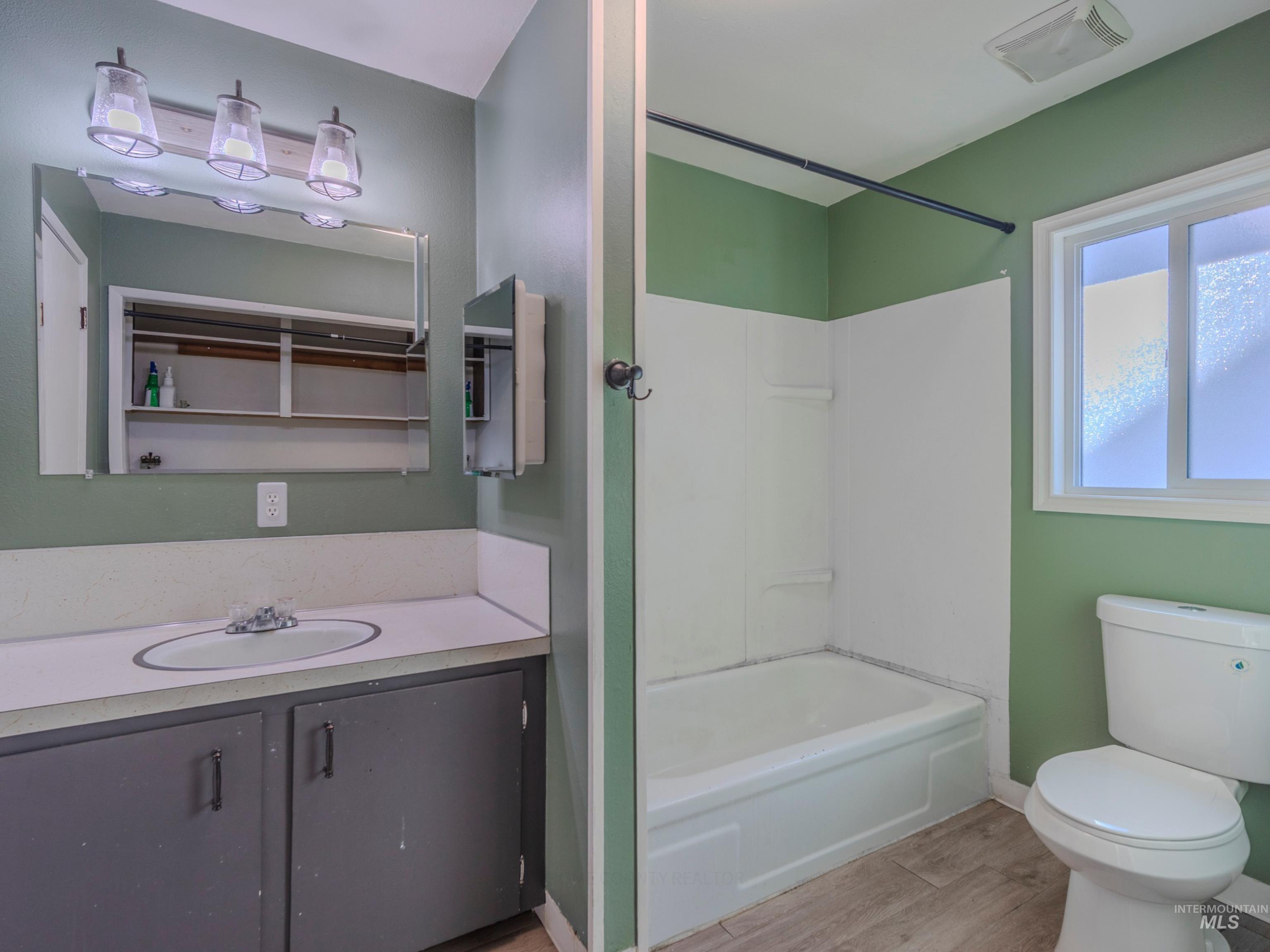 130 E North 2nd Street, Grangeville, Idaho 83530, 3 Bedrooms, 1 Bathroom, Residential For Sale, Price $259,900, 98974067