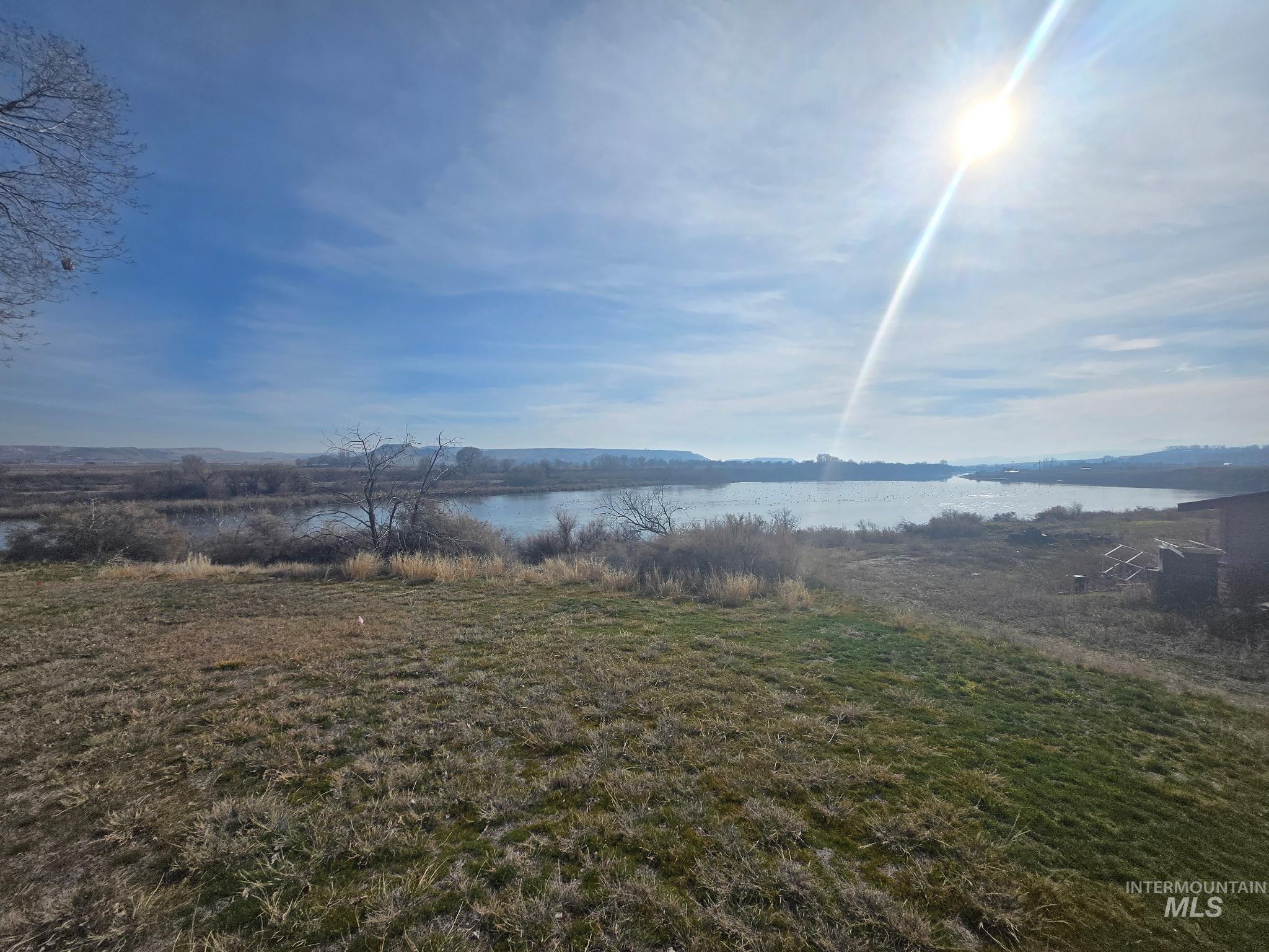 7454 S Old Bruneau, Marsing, Idaho 83639, 2 Bedrooms, 2 Bathrooms, Residential For Sale, Price $450,000,MLS 98974068