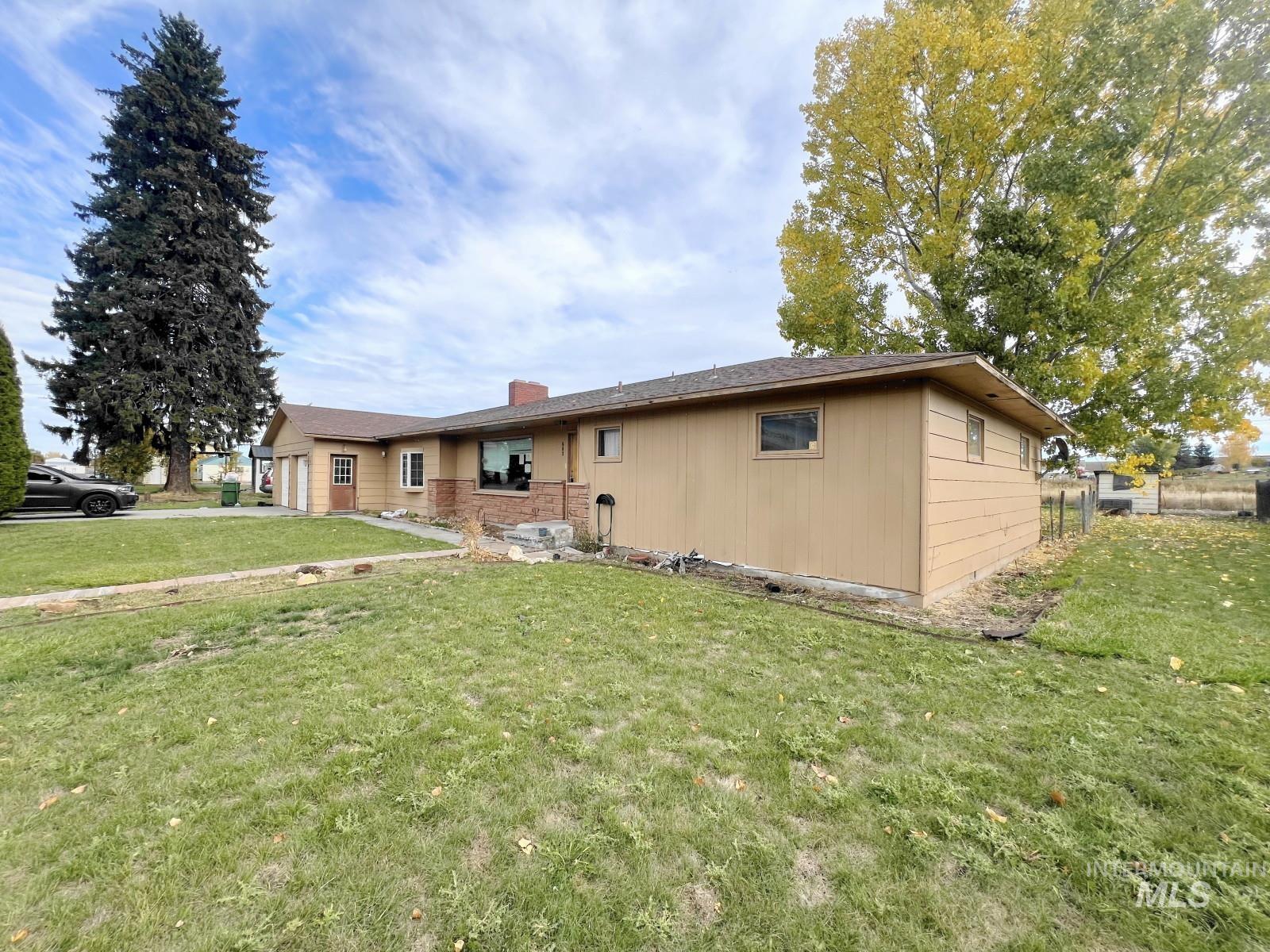 603 Maple Street, Nezperce, Idaho 83543, 3 Bedrooms, 1 Bathroom, Residential For Sale, Price $220,000,MLS 98974069