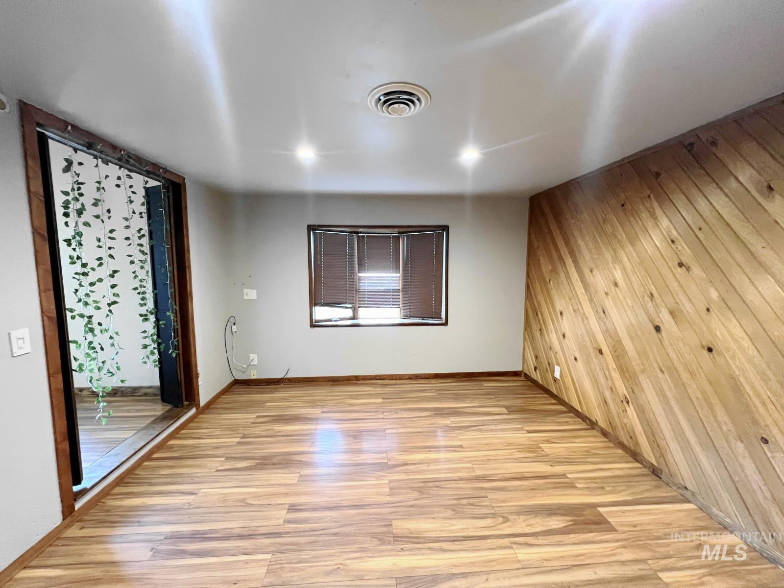 603 Maple Street, Nezperce, Idaho 83543, 3 Bedrooms, 1 Bathroom, Residential For Sale, Price $220,000,MLS 98974069