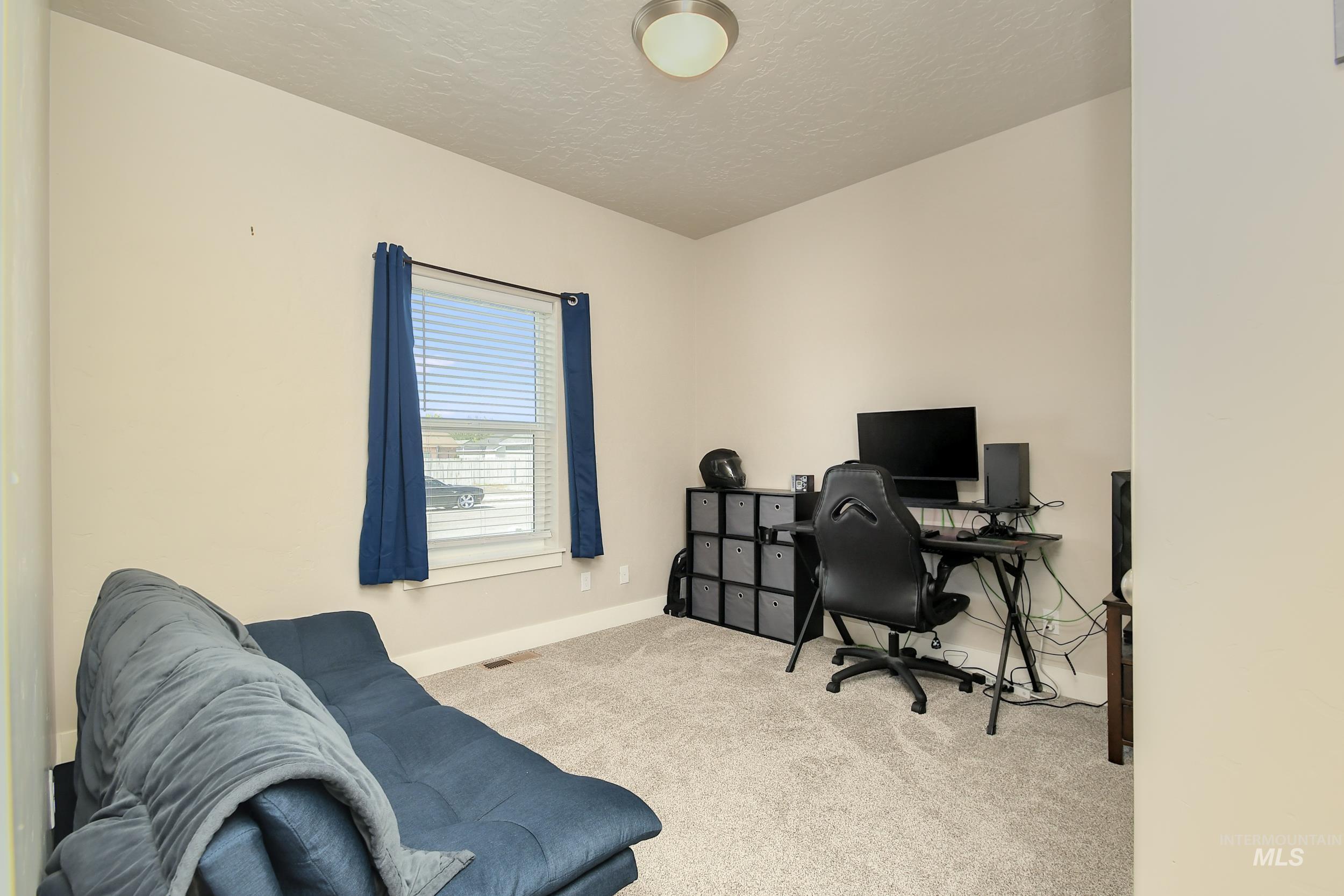 202 E Leon St, New Plymouth, Idaho 83655-5543, 3 Bedrooms, 2 Bathrooms, Residential For Sale, Price $368,000,MLS 98974070