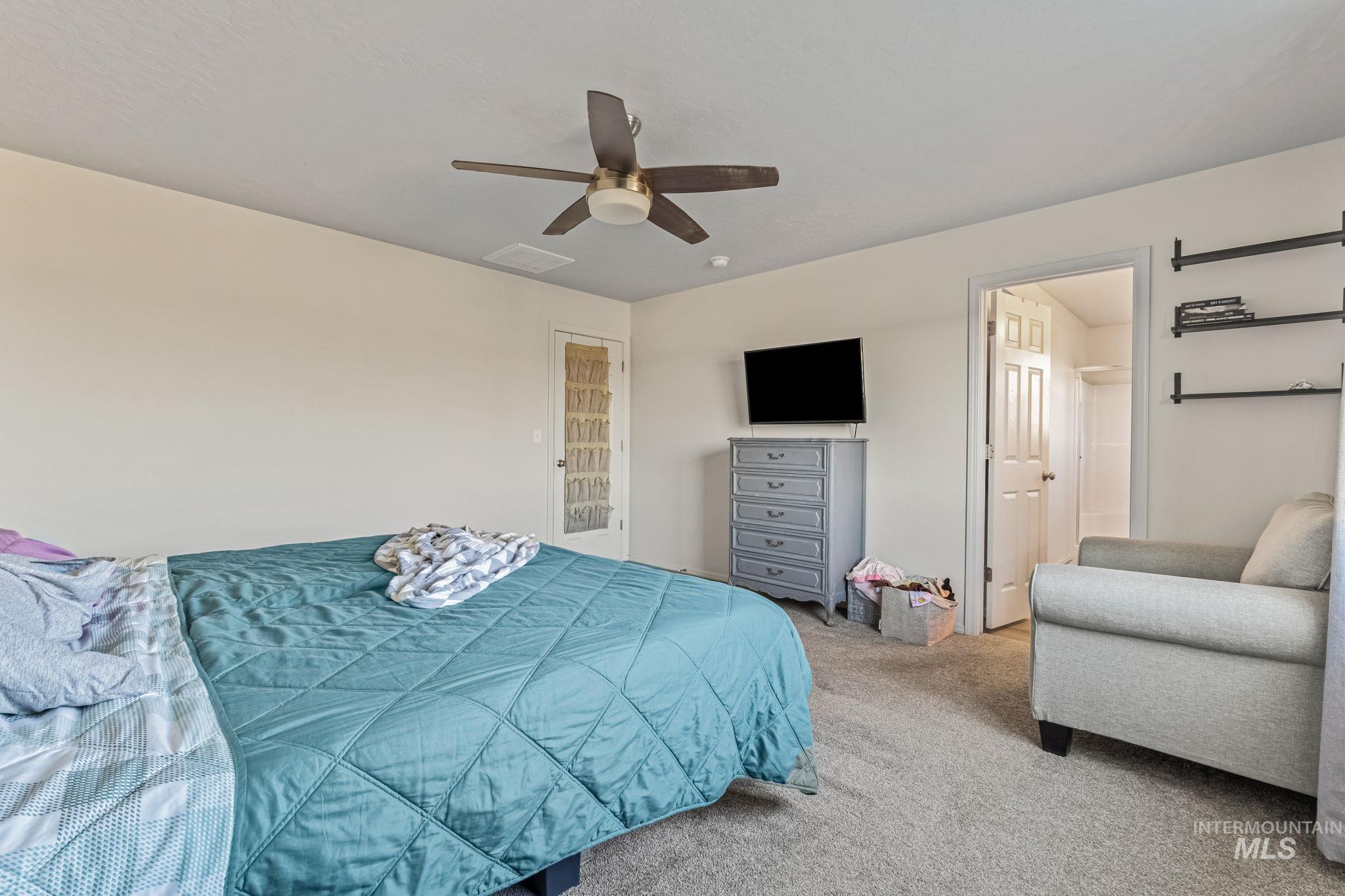 12681 Lignite Drive, Nampa, Idaho 83651, 4 Bedrooms, 2.5 Bathrooms, Residential For Sale, Price $410,000,MLS 98974071