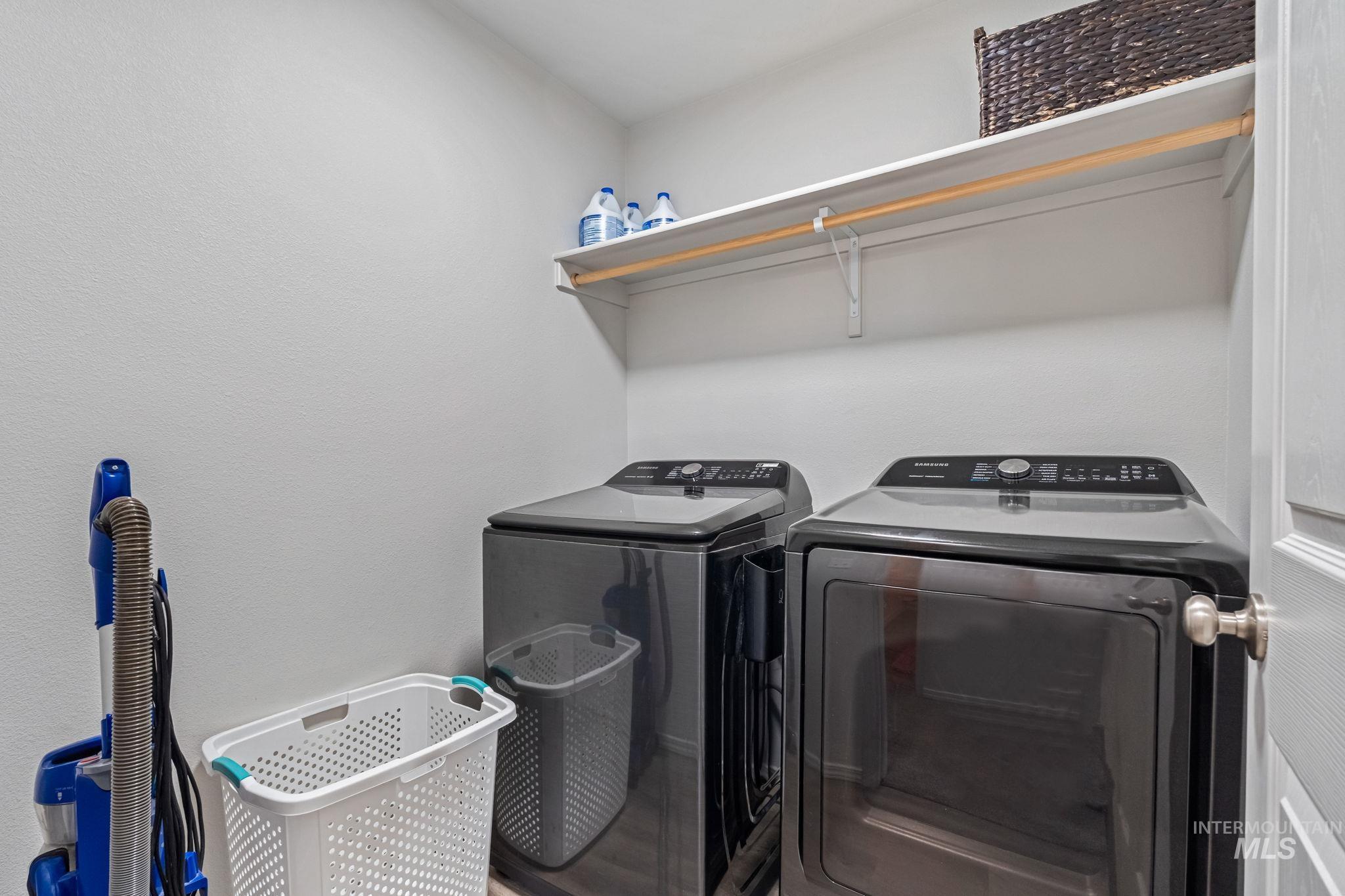 12681 Lignite Drive, Nampa, Idaho 83651, 4 Bedrooms, 2.5 Bathrooms, Residential For Sale, Price $410,000,MLS 98974071