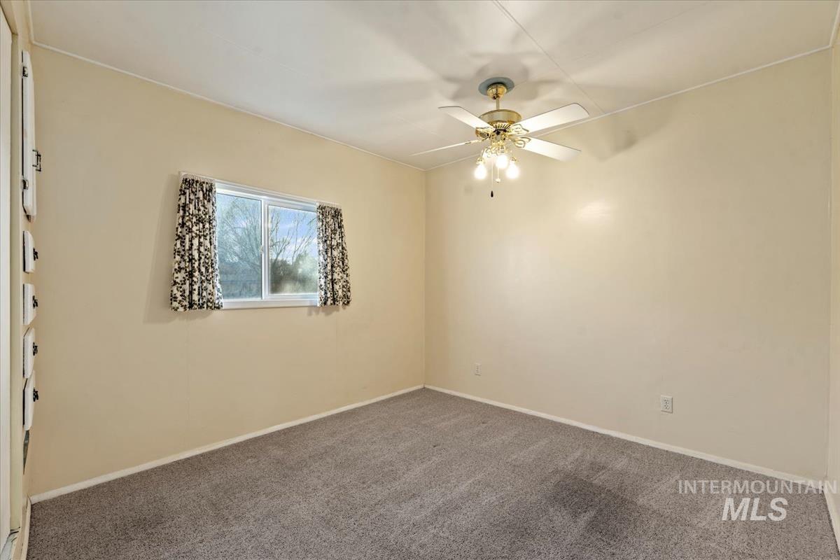 351 E 3rd St, Kuna, Idaho 83634, 4 Bedrooms, 2 Bathrooms, Residential For Sale, Price $359,999,MLS 98974072