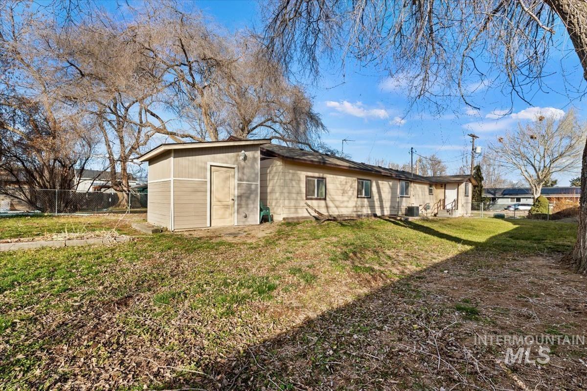 351 E 3rd St, Kuna, Idaho 83634, 4 Bedrooms, 2 Bathrooms, Residential For Sale, Price $359,999,MLS 98974072